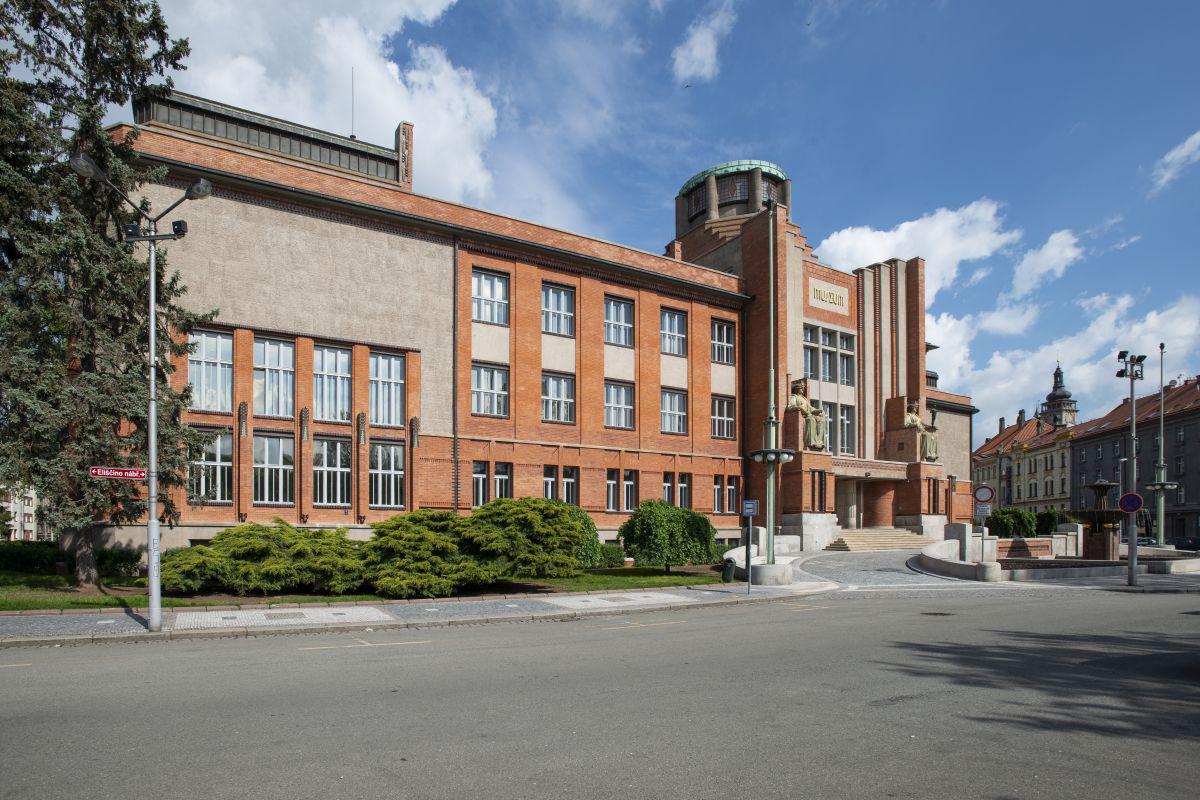 Muzeum východních Čech v Hradci Králové foto 2