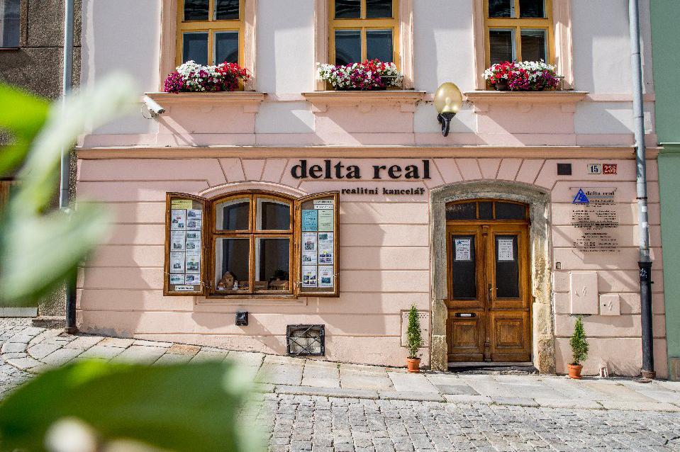 30 let na Vaší straně ve světě nemovitostí