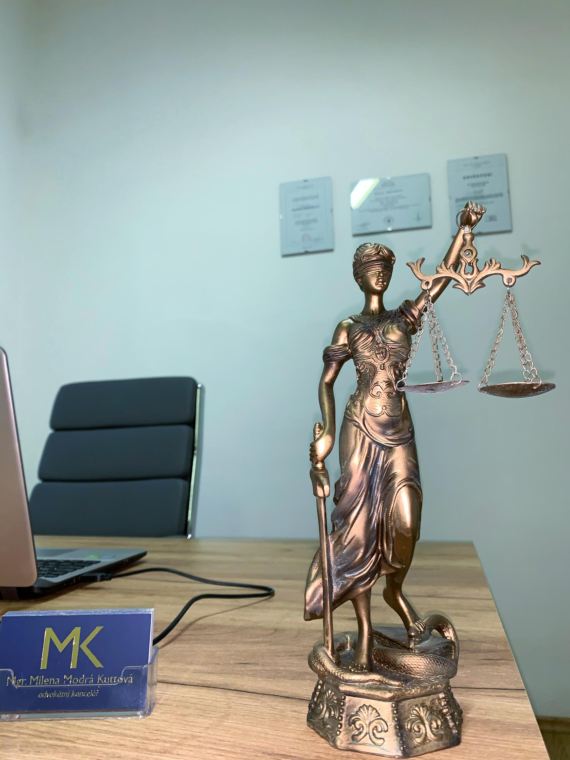 Mgr. Milena Modrá Kuttová, LL. M., advokátka foto 3