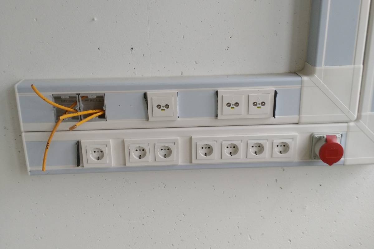 Kamil Charamza - elektro práce