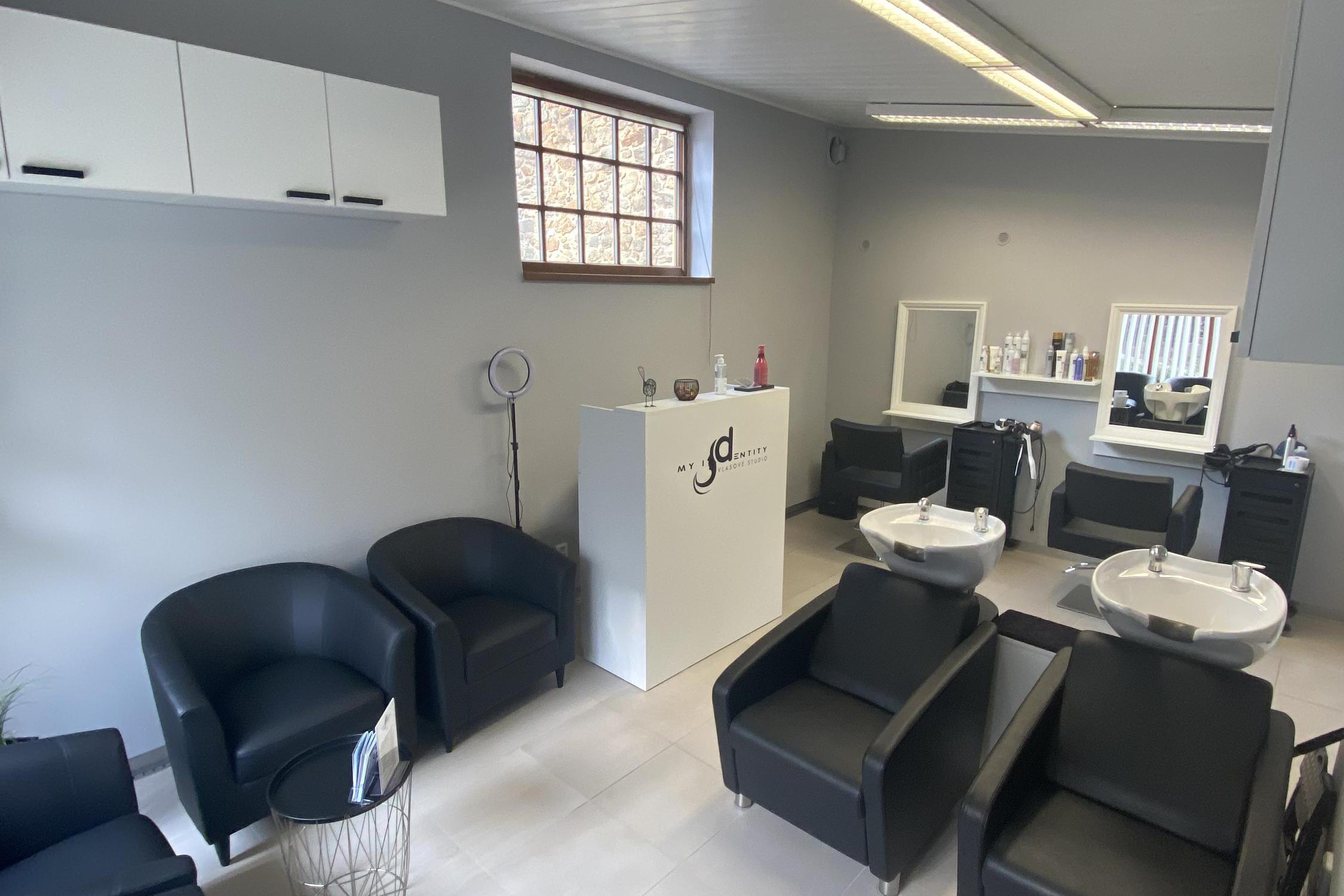 Vlasové studio My Identity