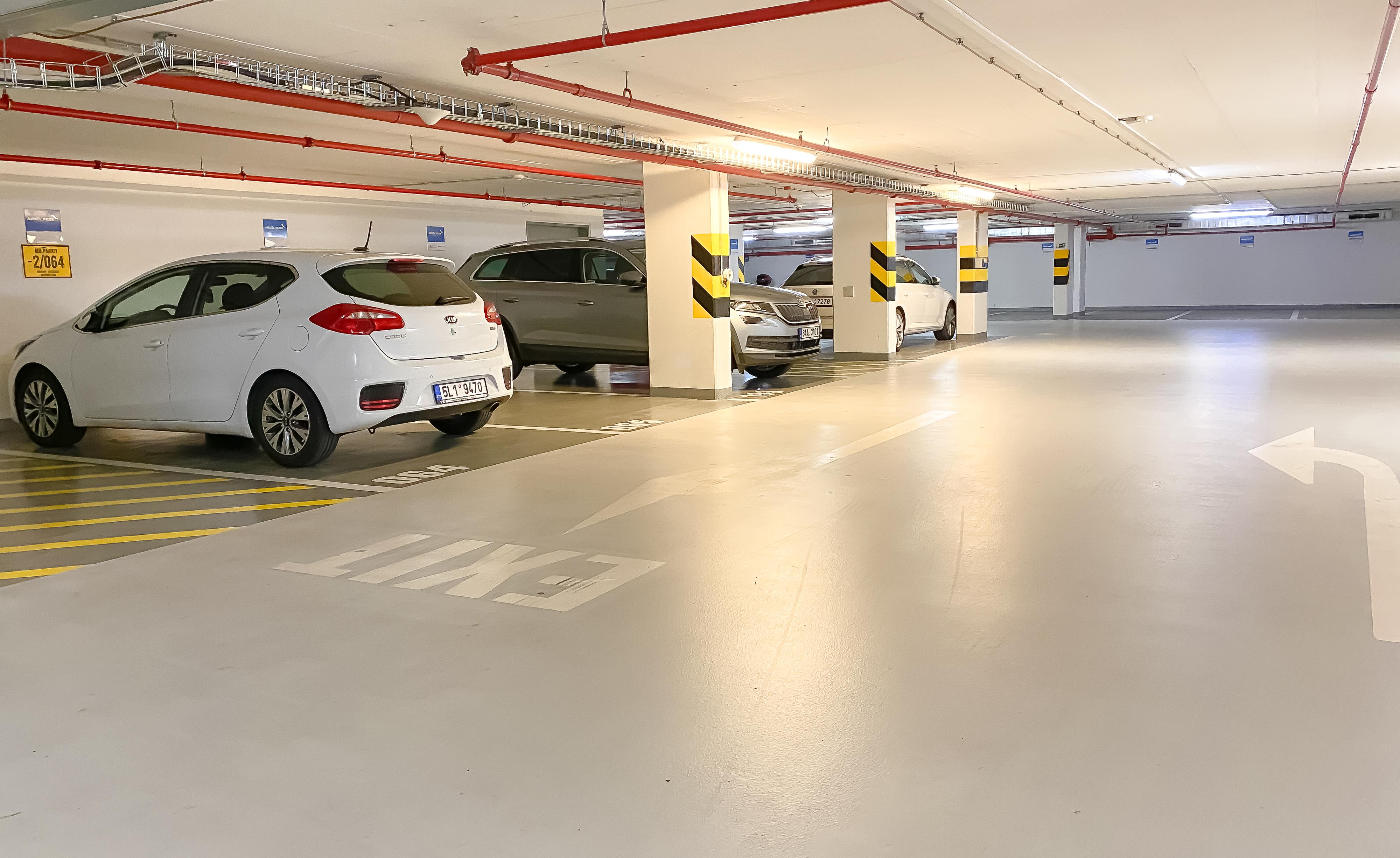 MR.PARKIT - Parking Anděl Park - Radlická foto 4