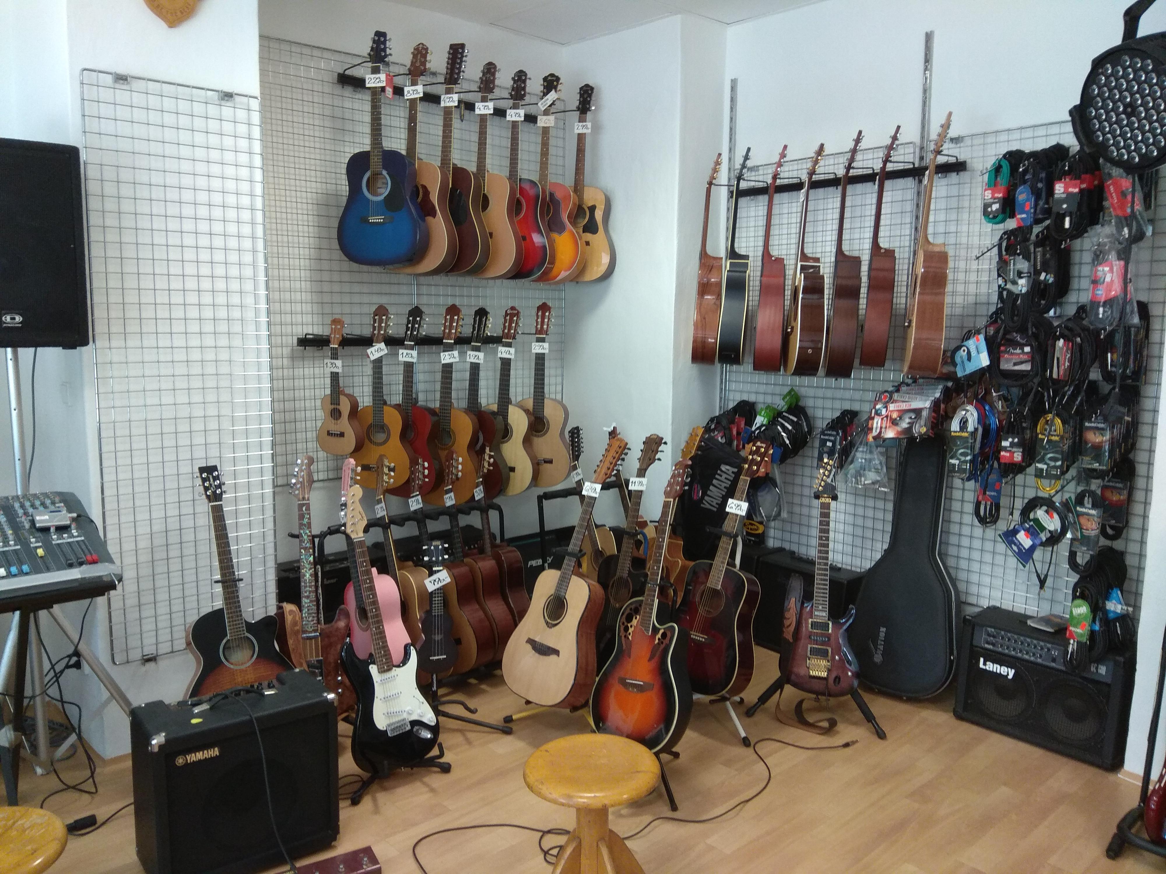 Hudební nástroje Pavel Baumgartner