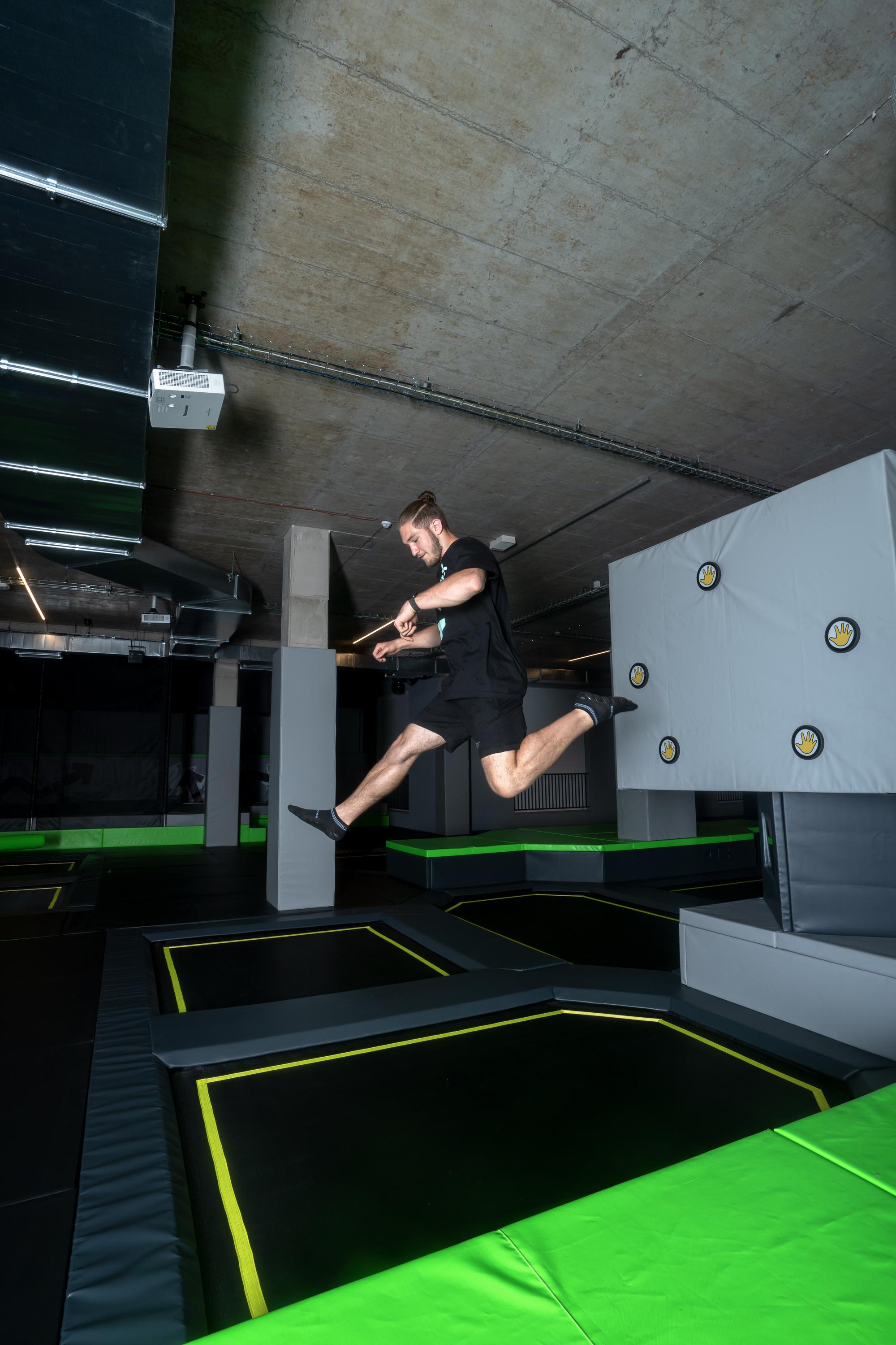 FREEX- interaktivní trampolínové centrum foto 3