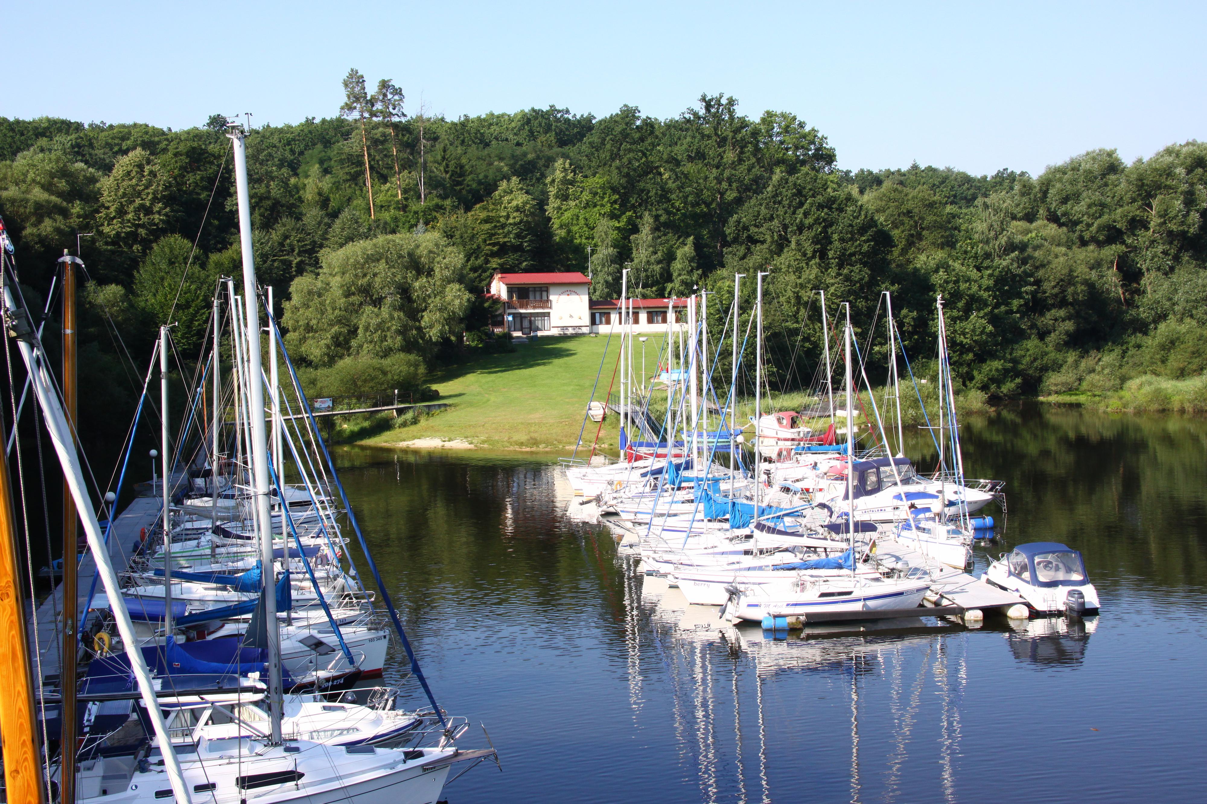 Stellplatz Yacht club Barrandov foto 6