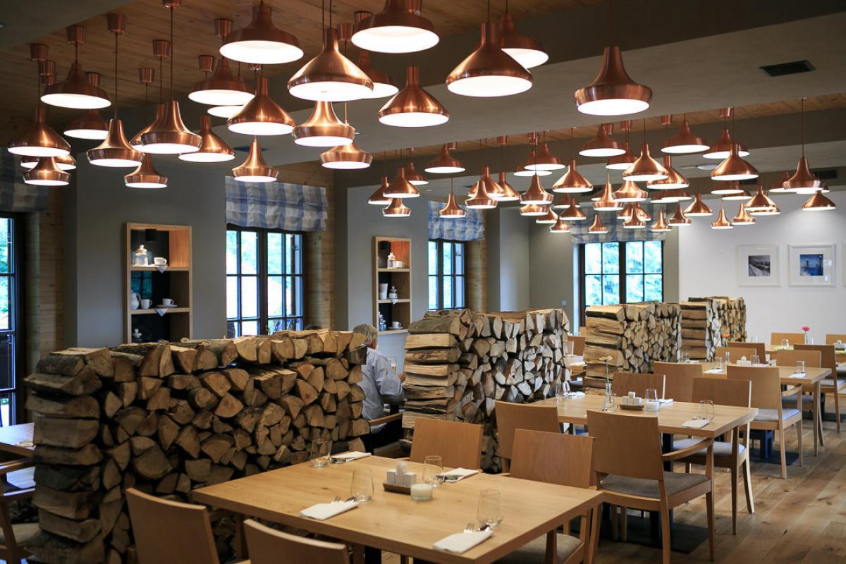 Vsetínská Nábytkářská, spol. s r.o.