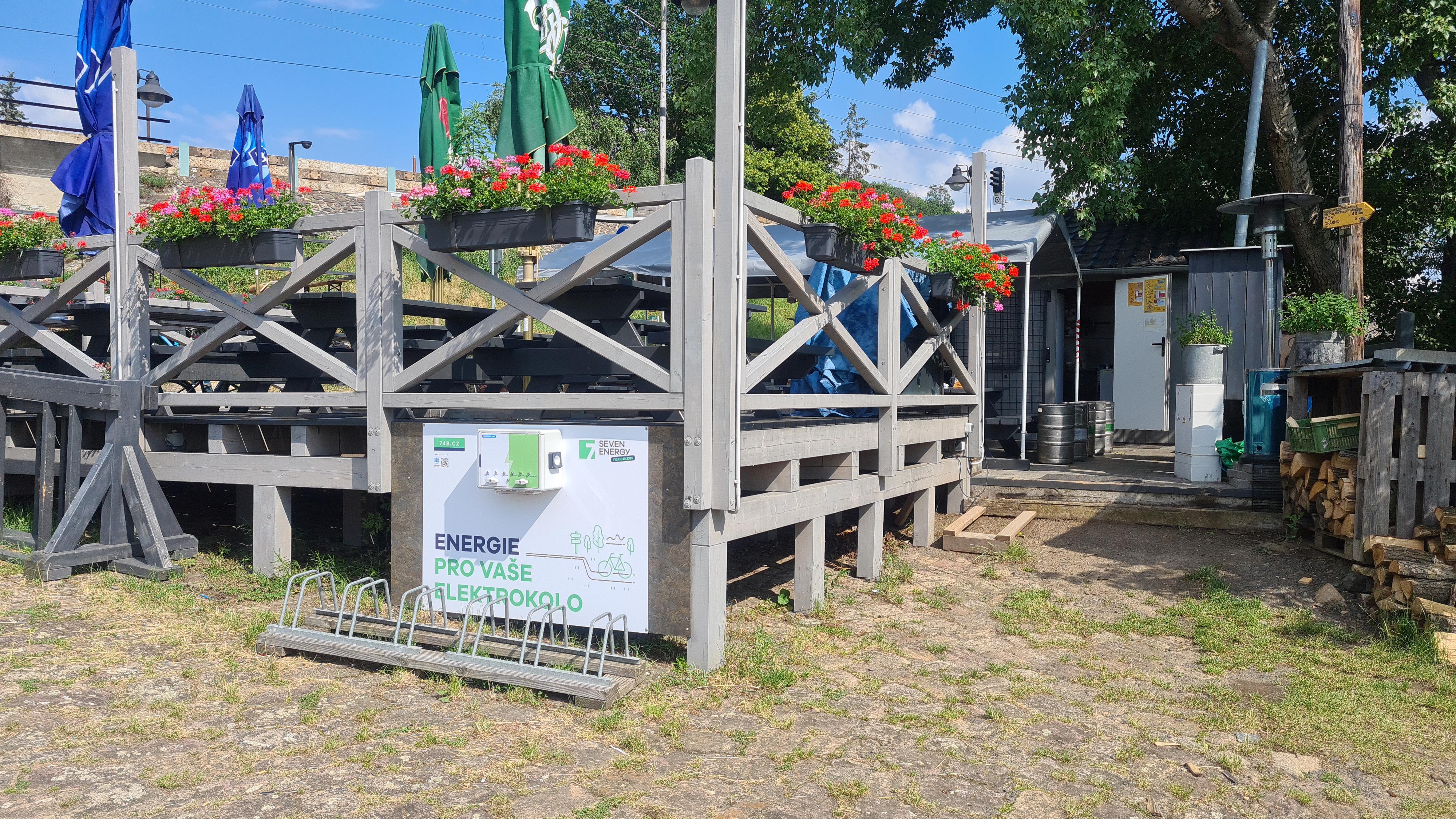 Občerstvení U Přívozu foto 2