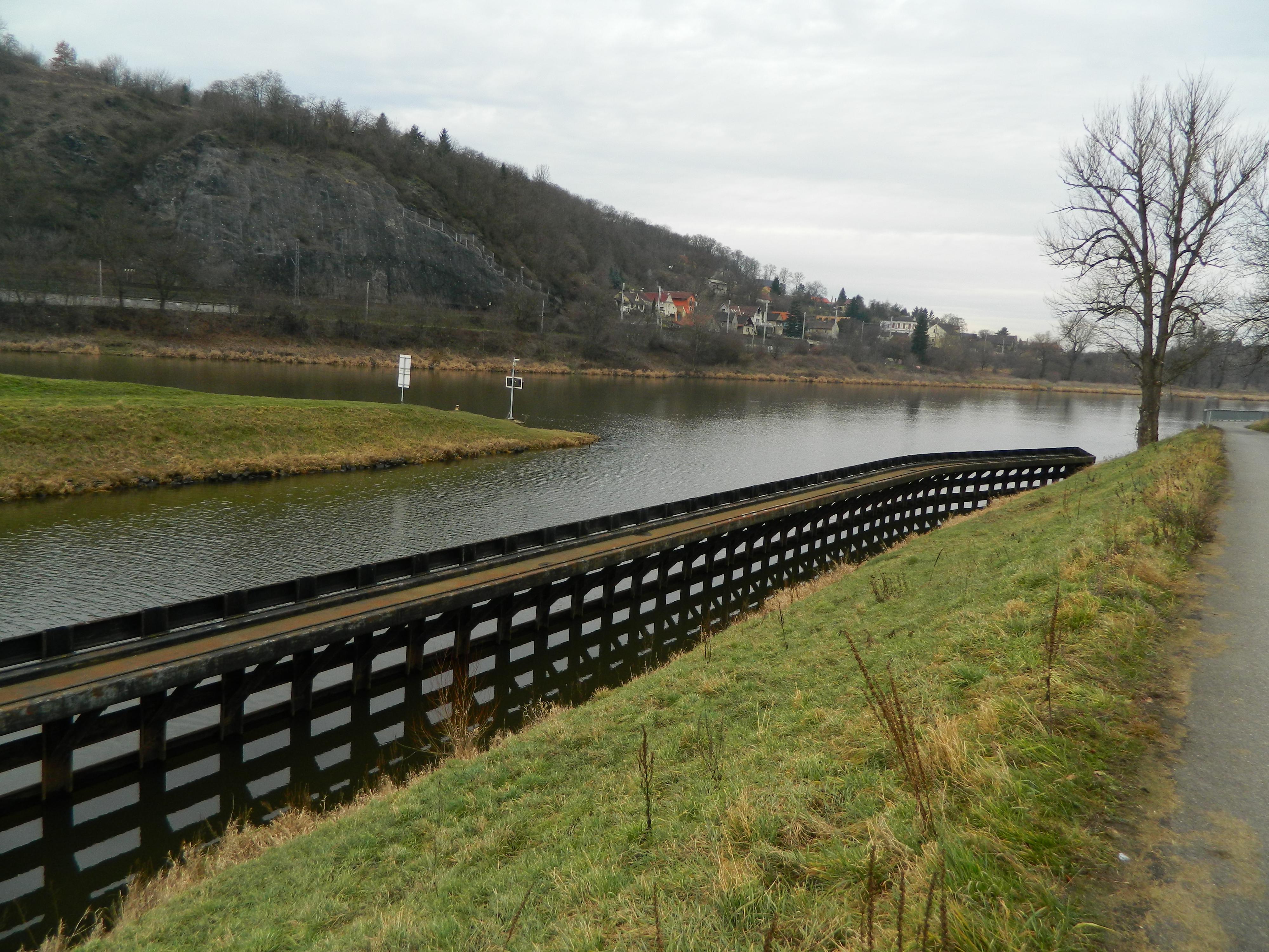 Plavební komora Dolánky foto 4