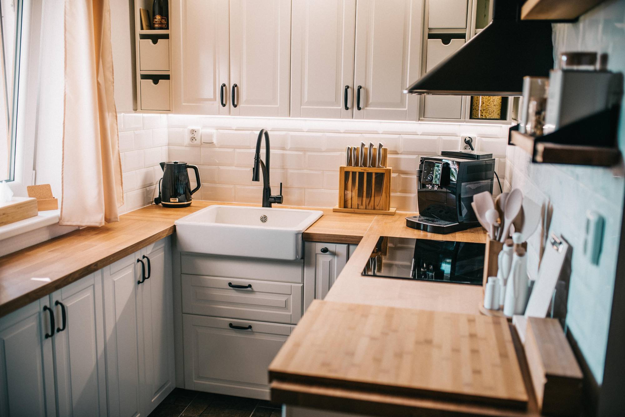 PŘÁTELÉ - ubytování & vinný sklep