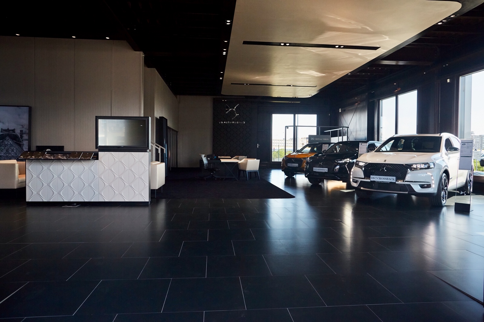 DS STORE PRAHA Domanský foto 4