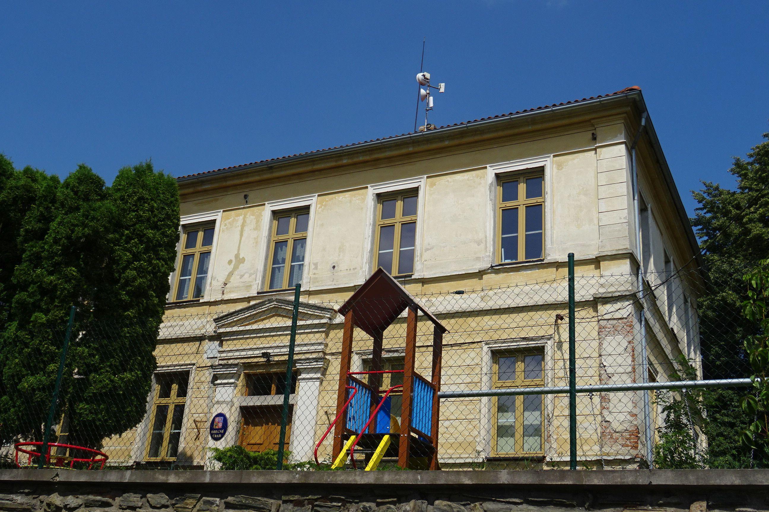 Soběšín - obecní úřad foto 1