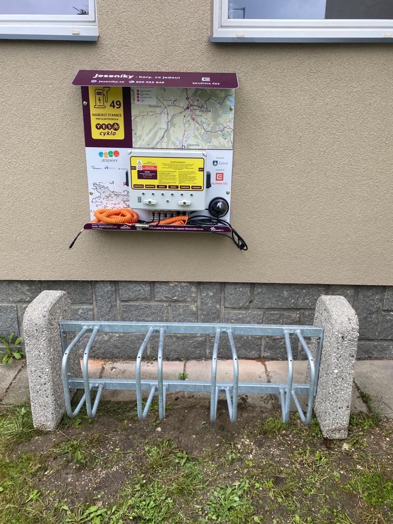Nabíjecí stanice Kulturní dům města Žulová foto 2