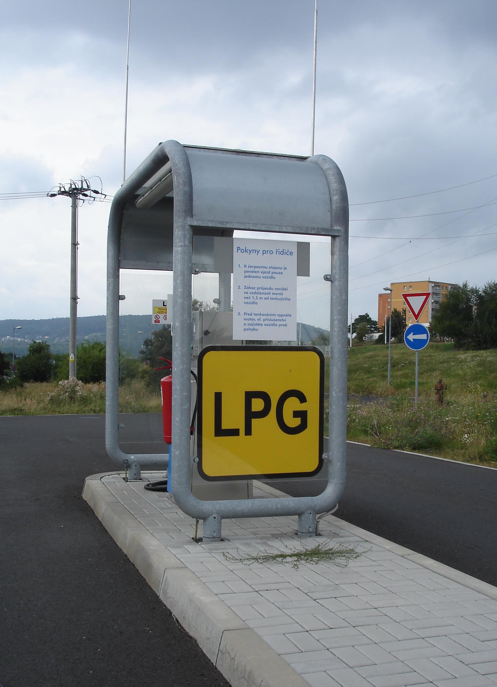 Čerpací stanice LPG Obchodní foto 2