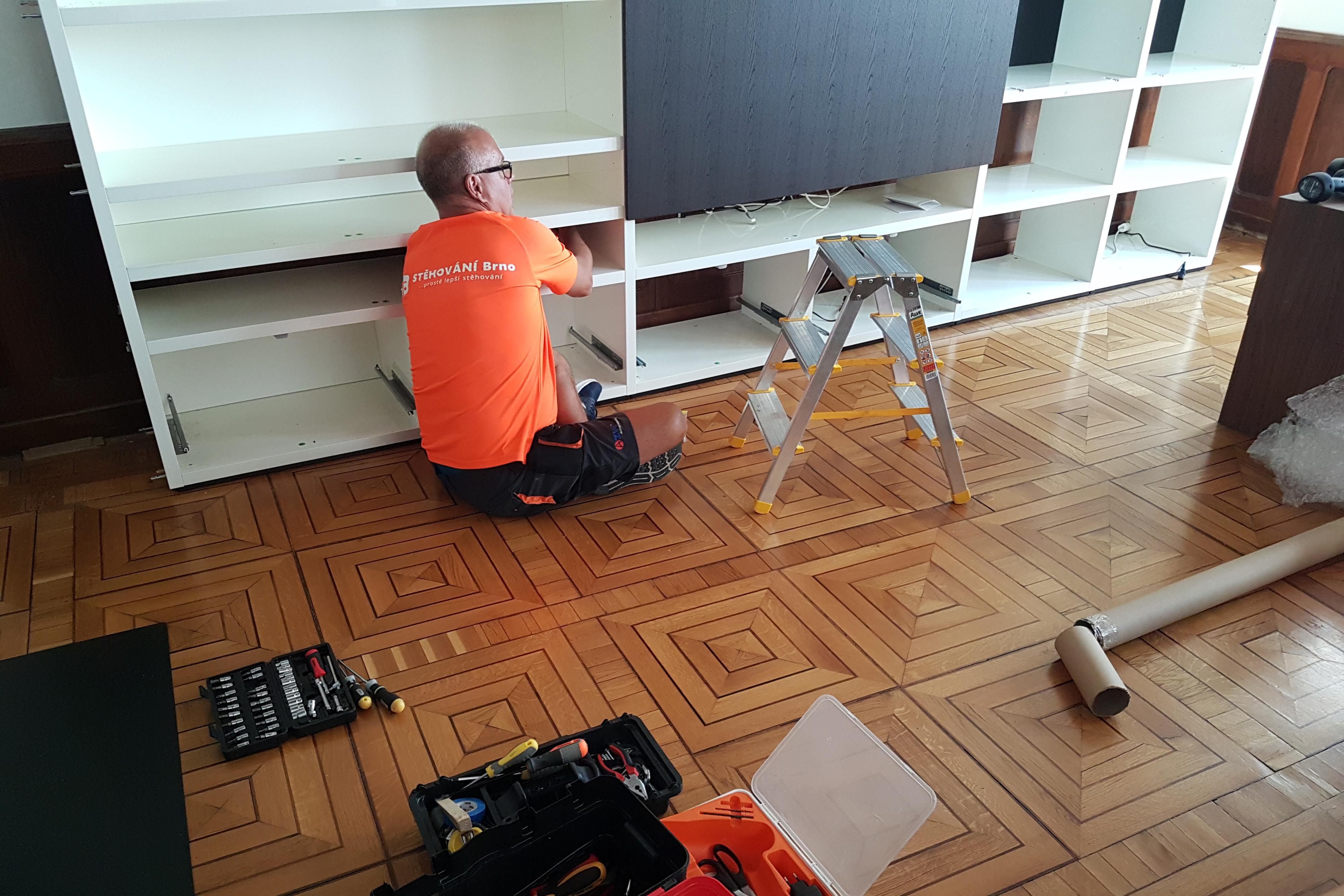 Demontáže / montáže nábytků