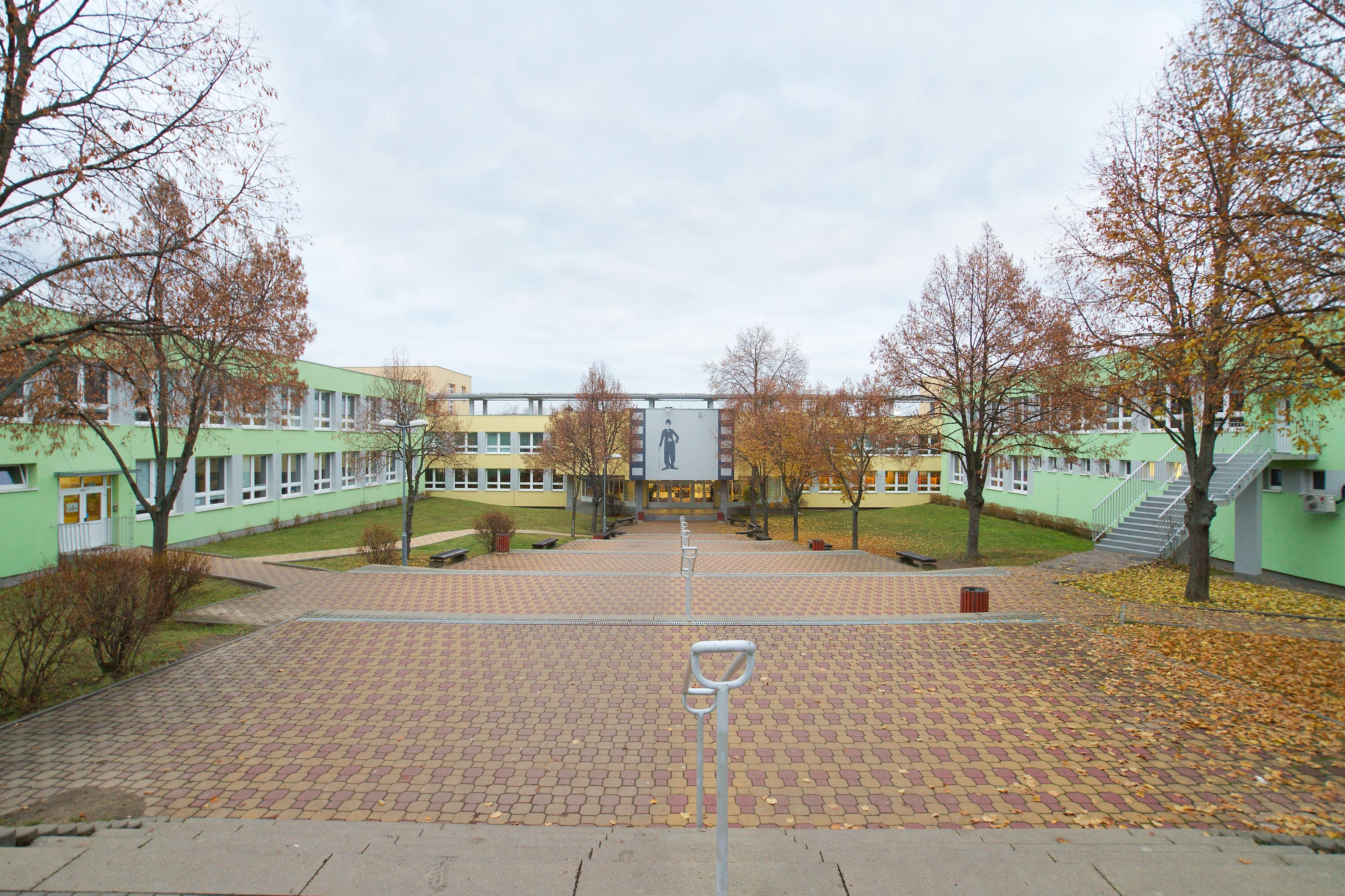 Základní škola Barrandov foto 2