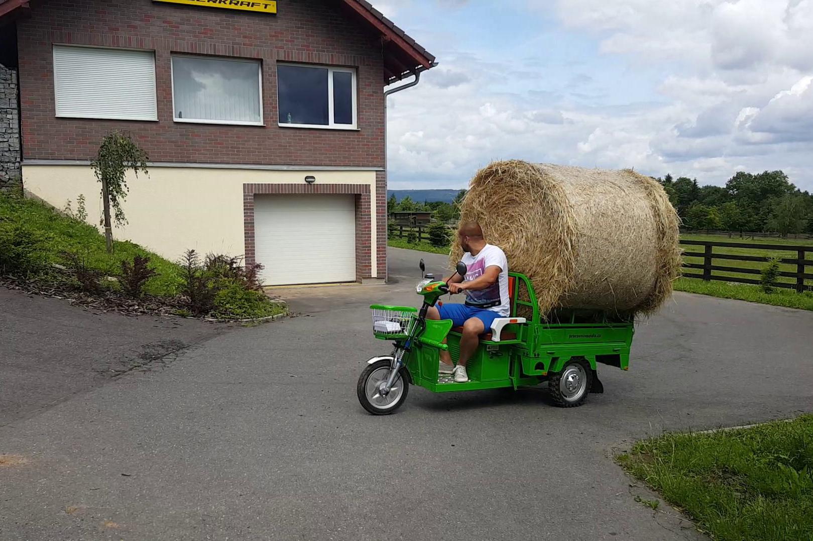 Pracovní vozidlo Advento elektrické