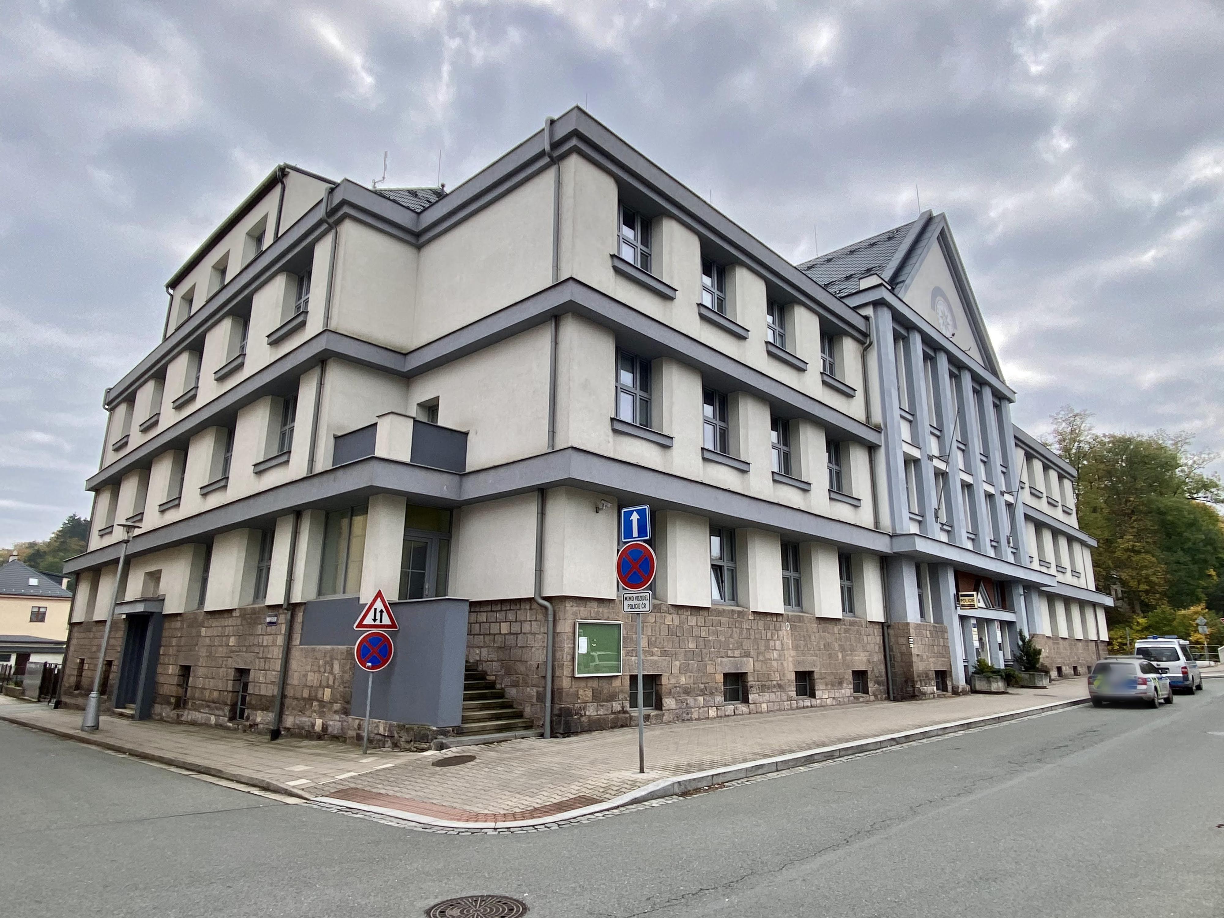 Policie ČR - Obvodní oddělení Náchod foto 3