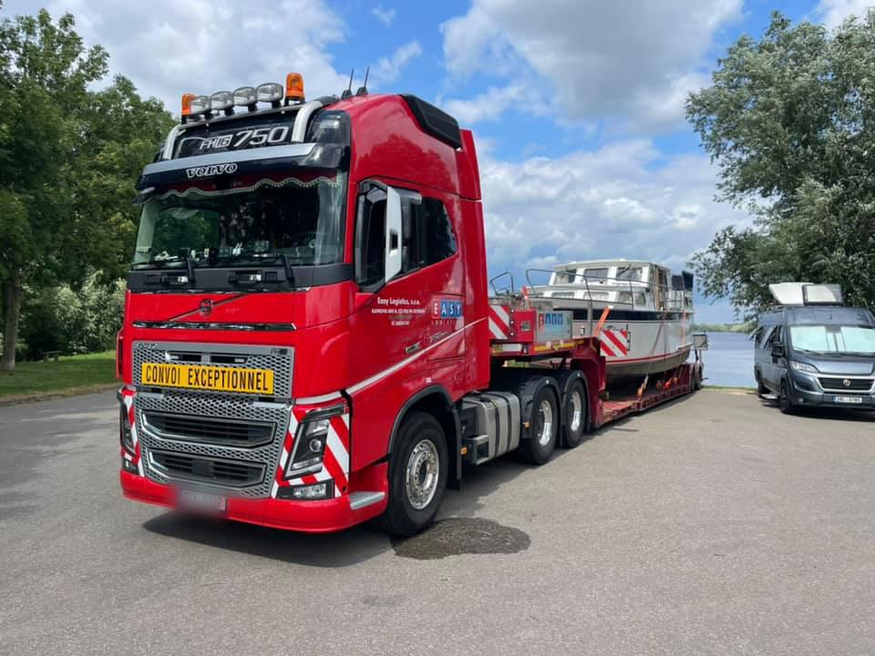 Easy Logistics, s.r.o. - nadrozměrná přeprava foto 2