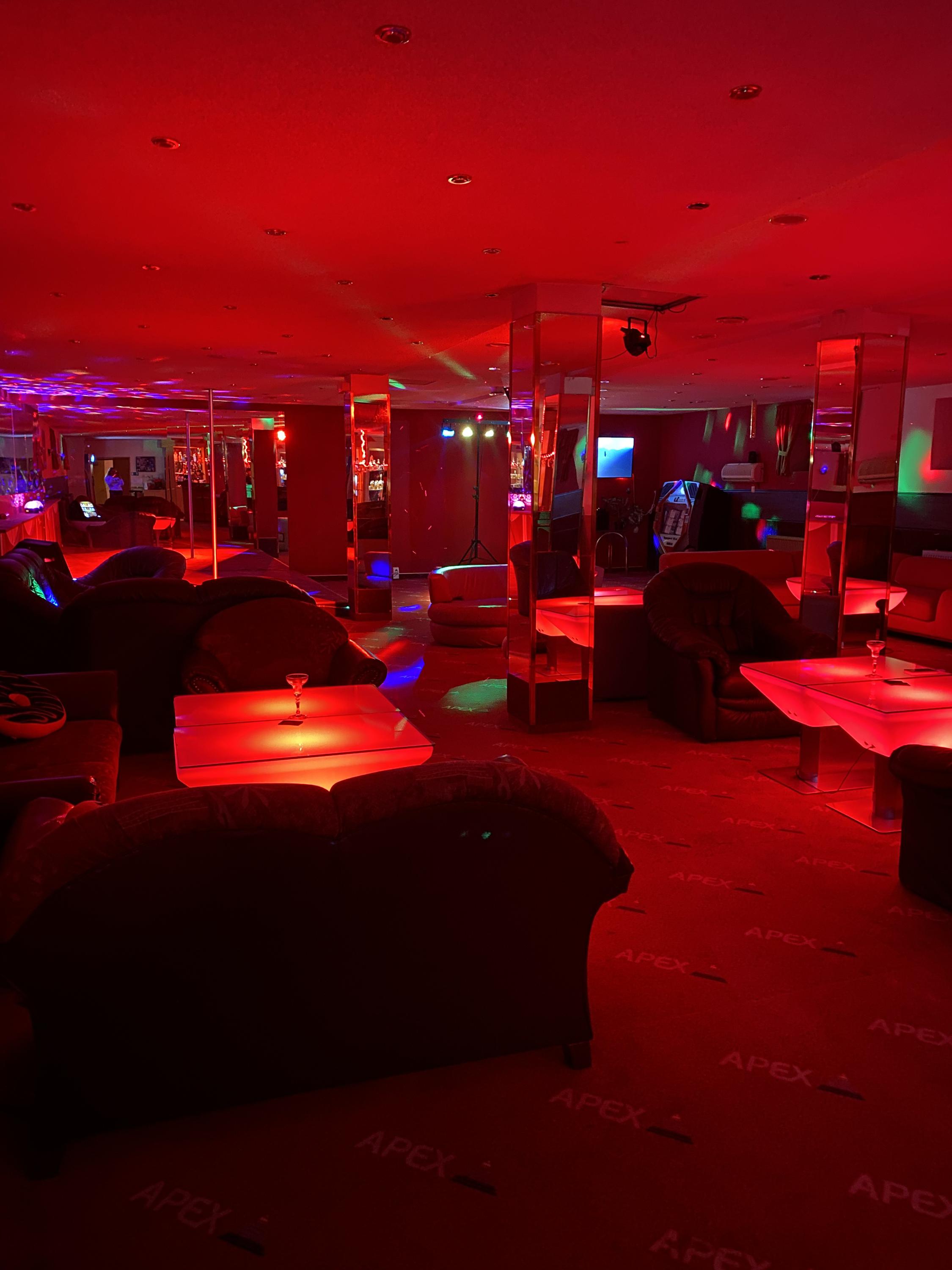 3X Club-Bar foto 6