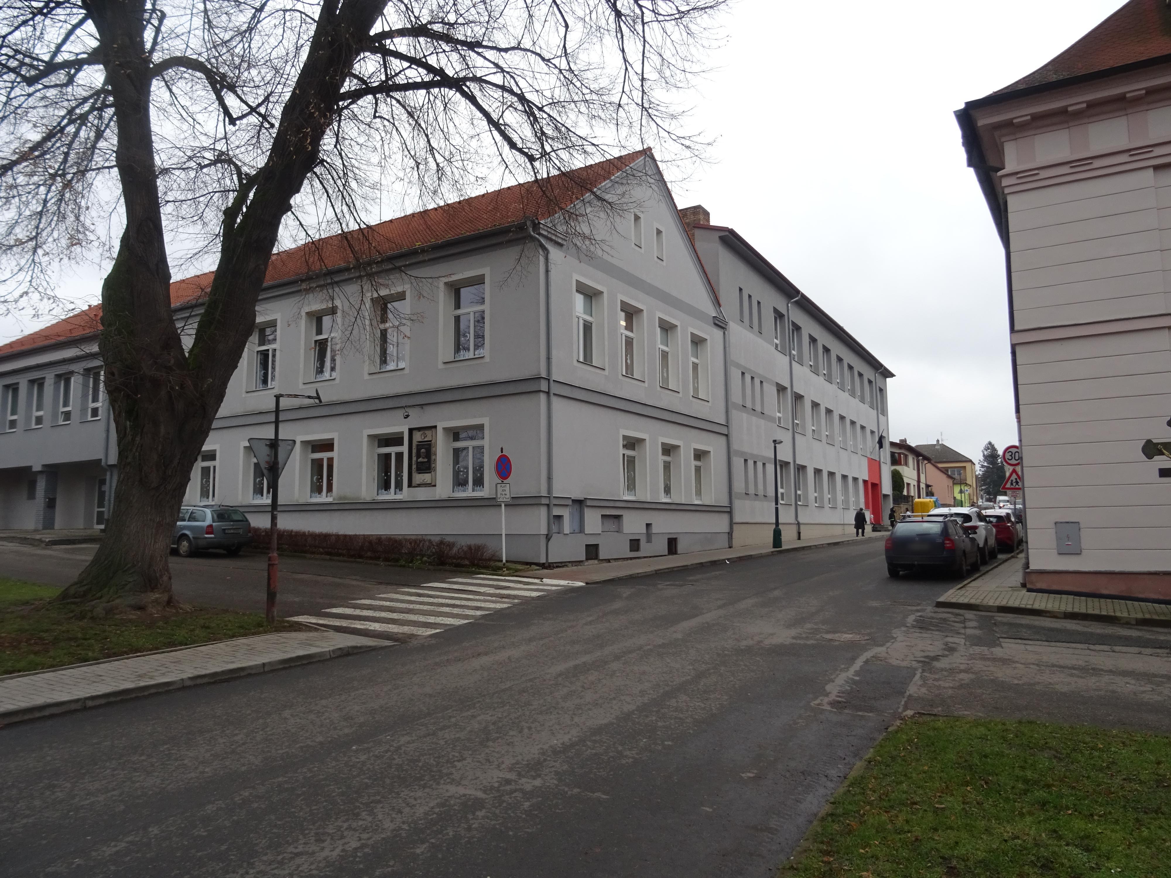 ZŠ Sezimovo Ústí, Švehlova foto 2