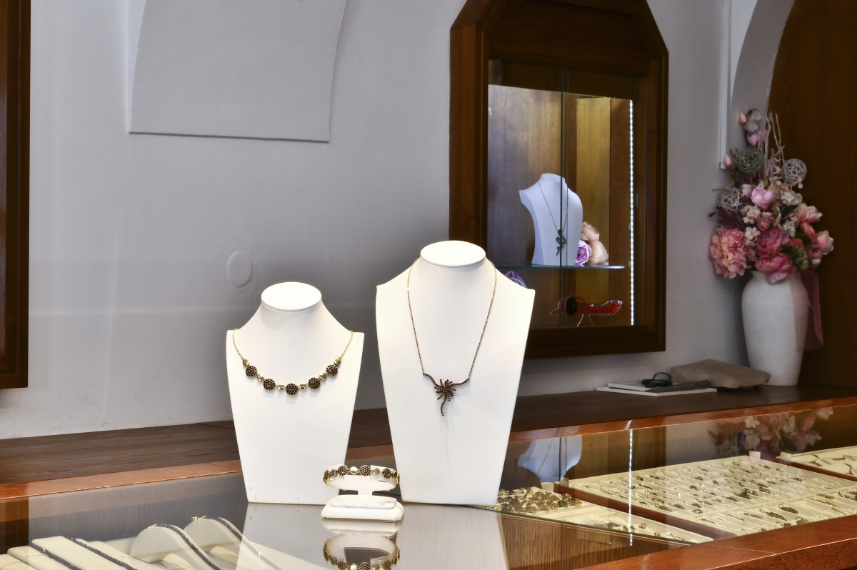 Granát – podniková prodejna foto 2