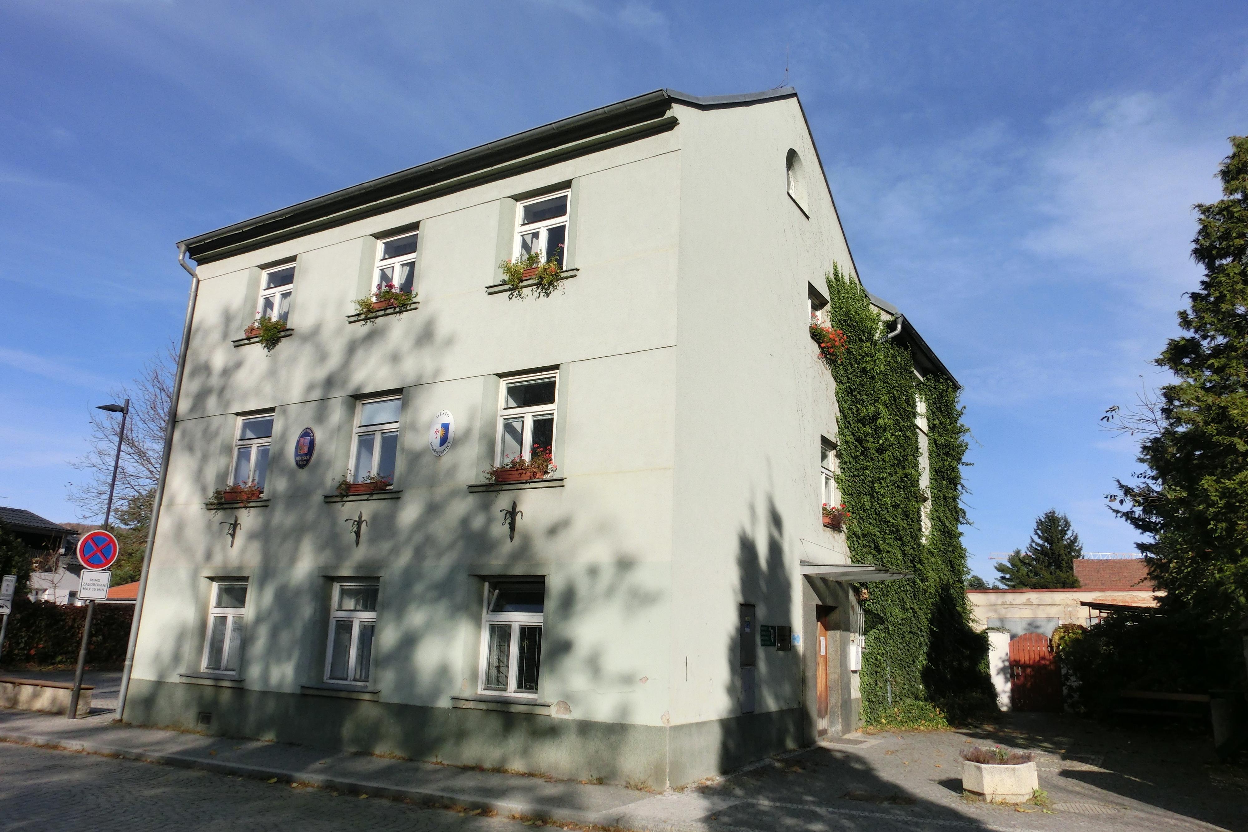 Dobřichovice - městský úřad