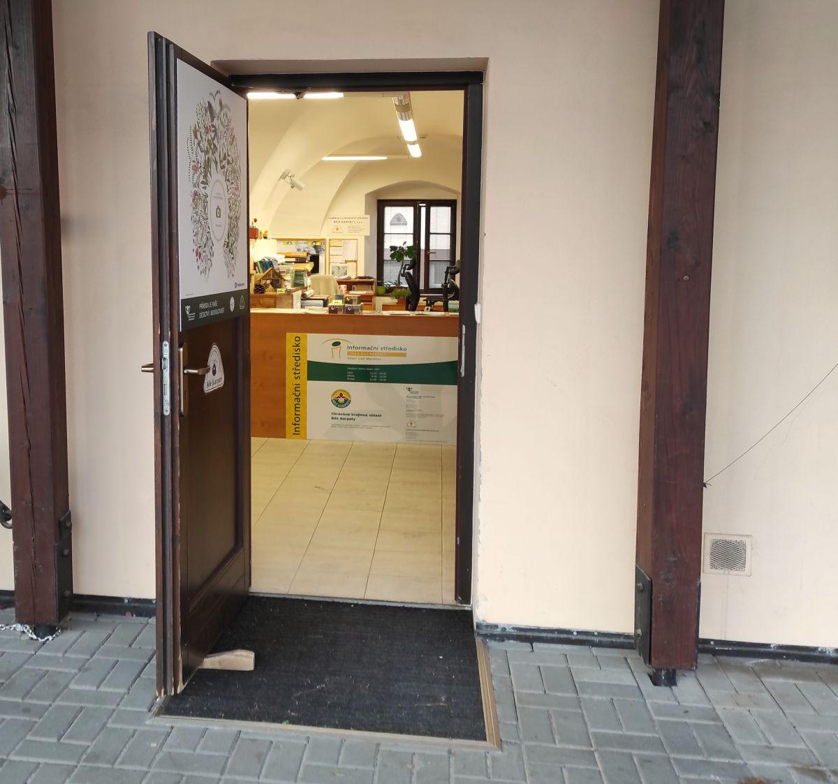 Vzdělávací a informační středisko Bílé Karpaty foto 2