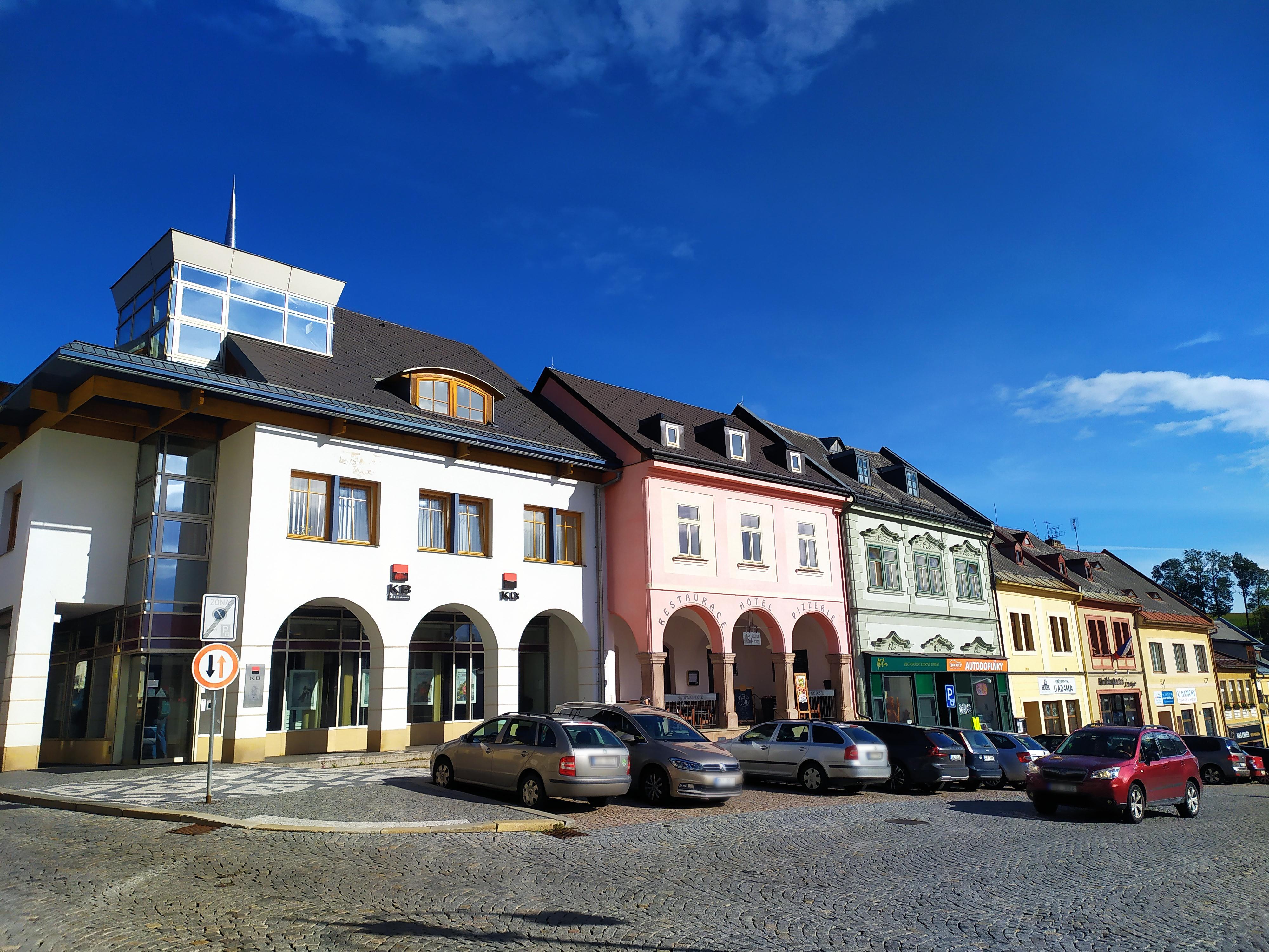 Bankomat Komerční banky foto 2