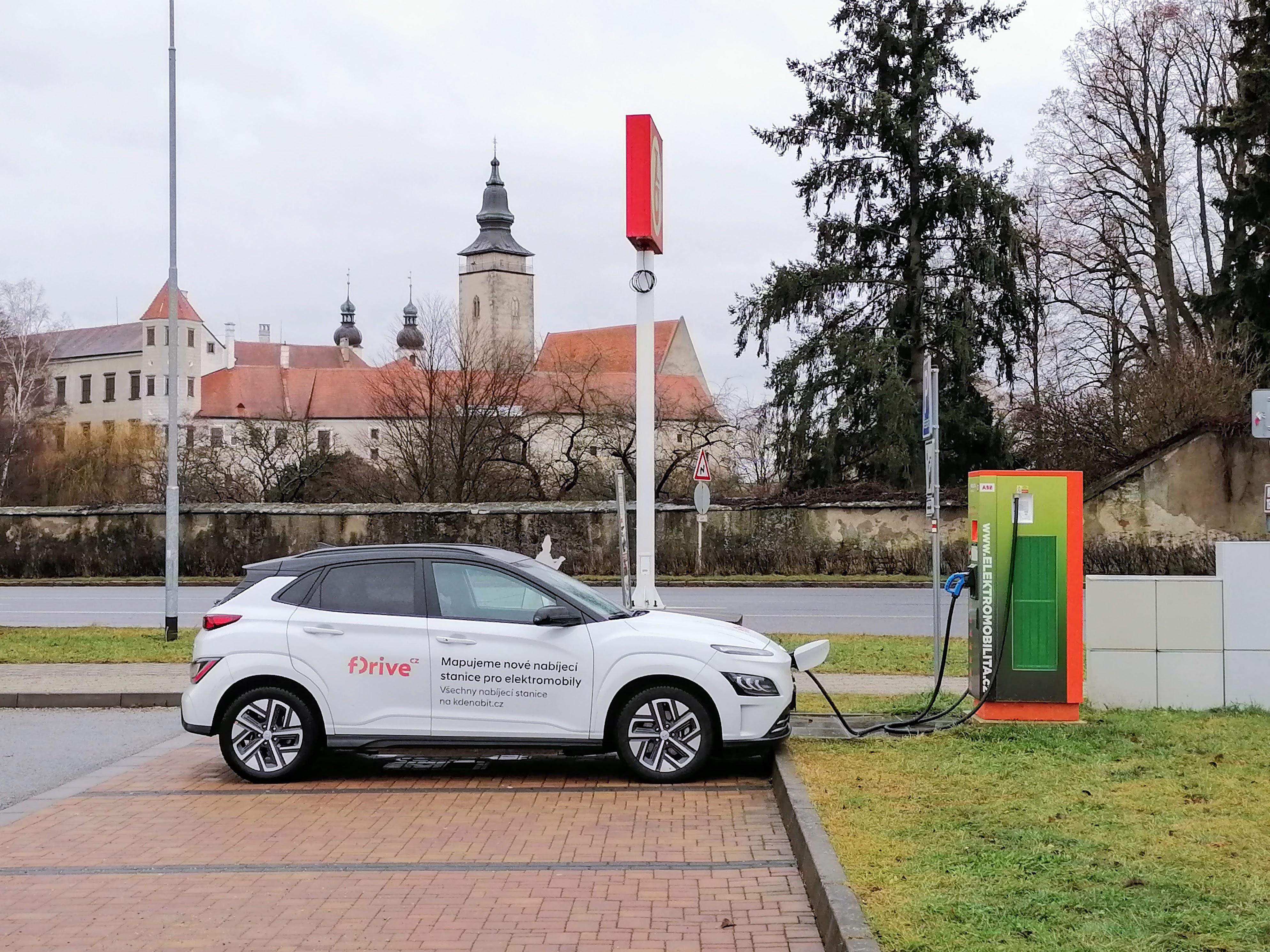 Nabíjecí stanice ČEZ