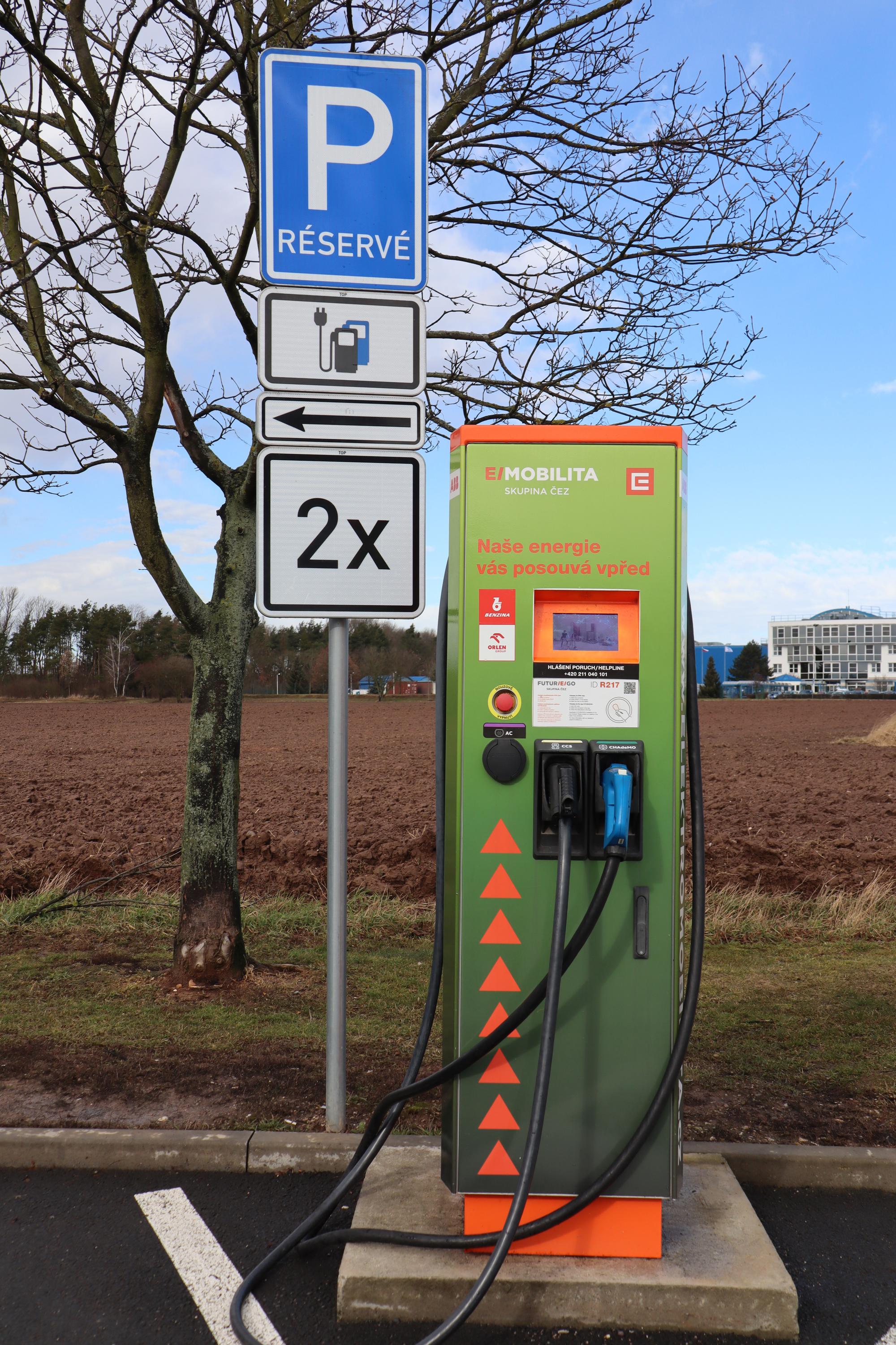 Nabíjecí stanice ČEZ foto 4