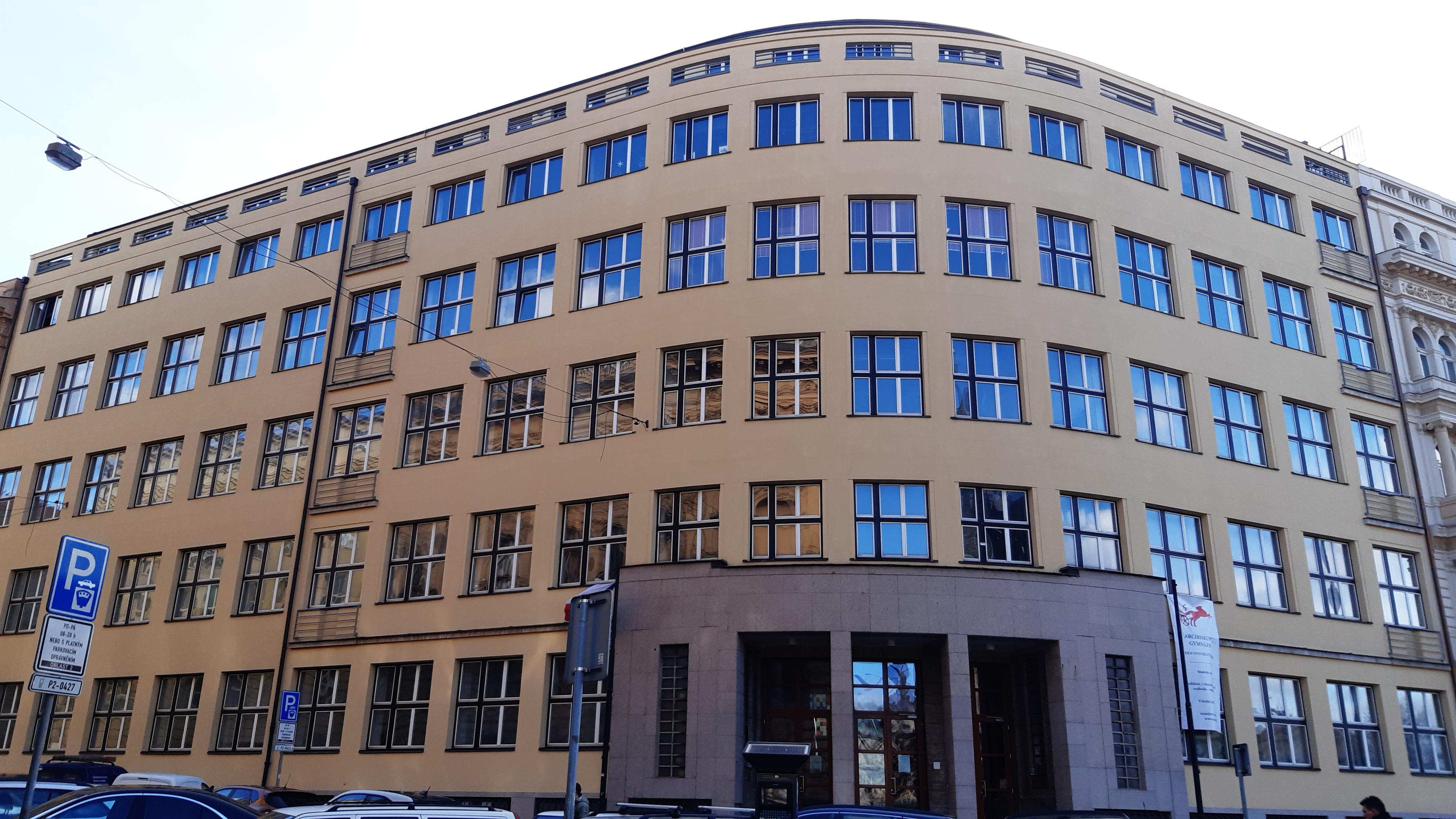 Arcibiskupské gymnázium foto 4