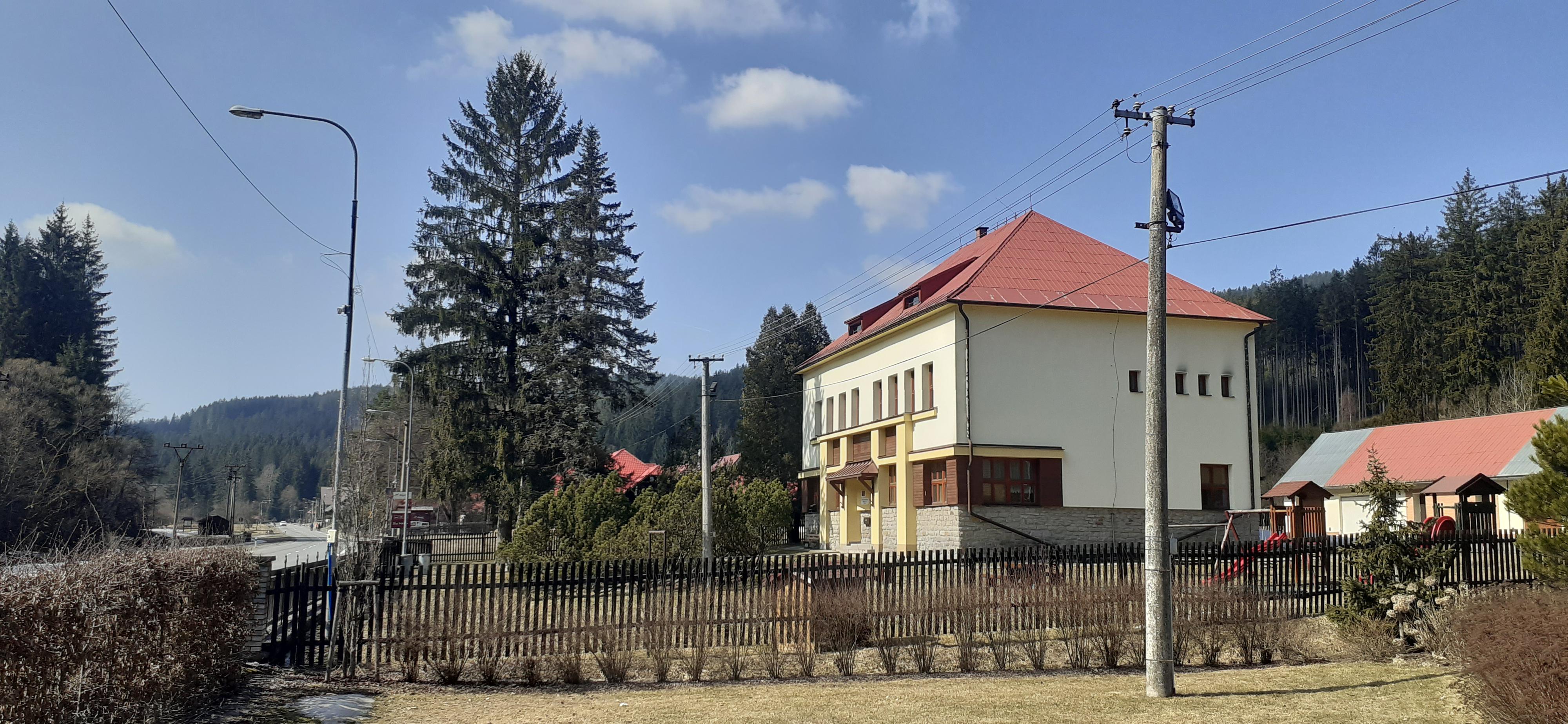 Místní knihovna Bílá foto 4