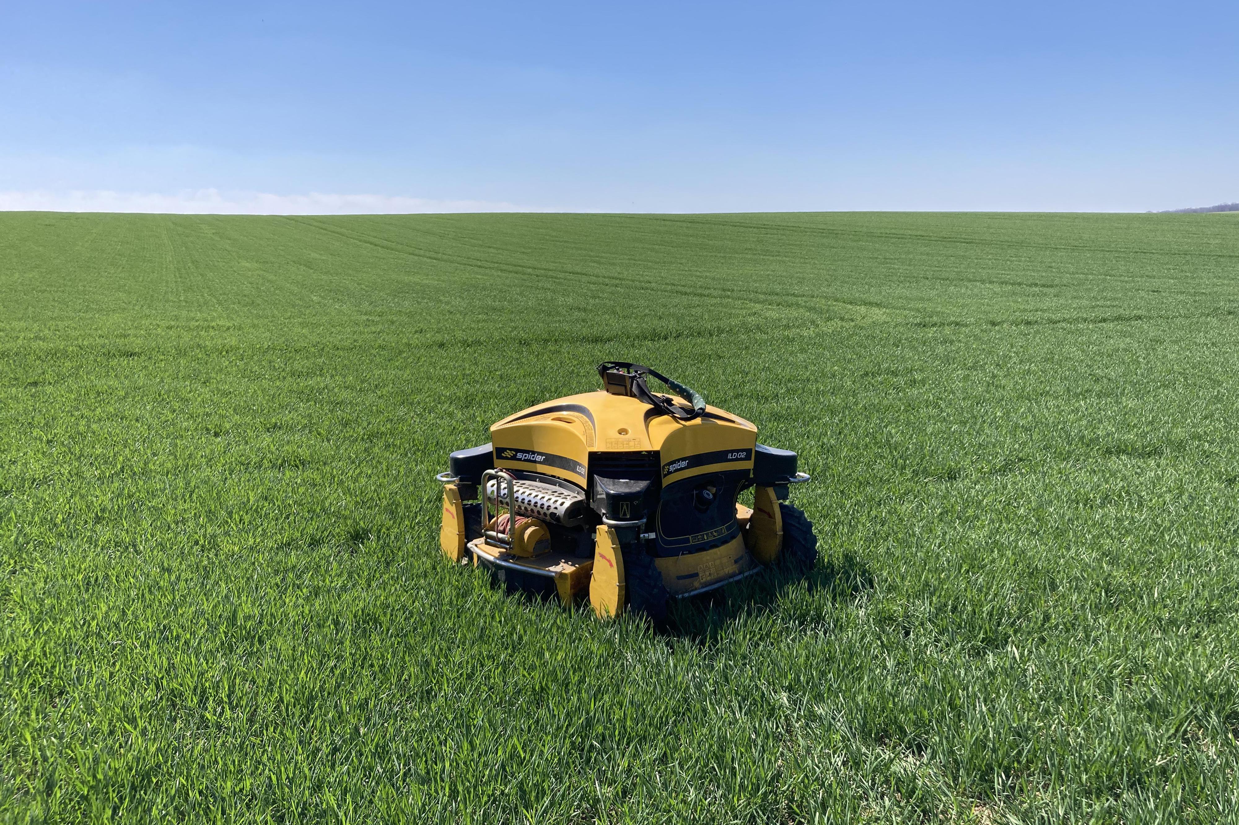 Sečení svahů a ploch - František Saska