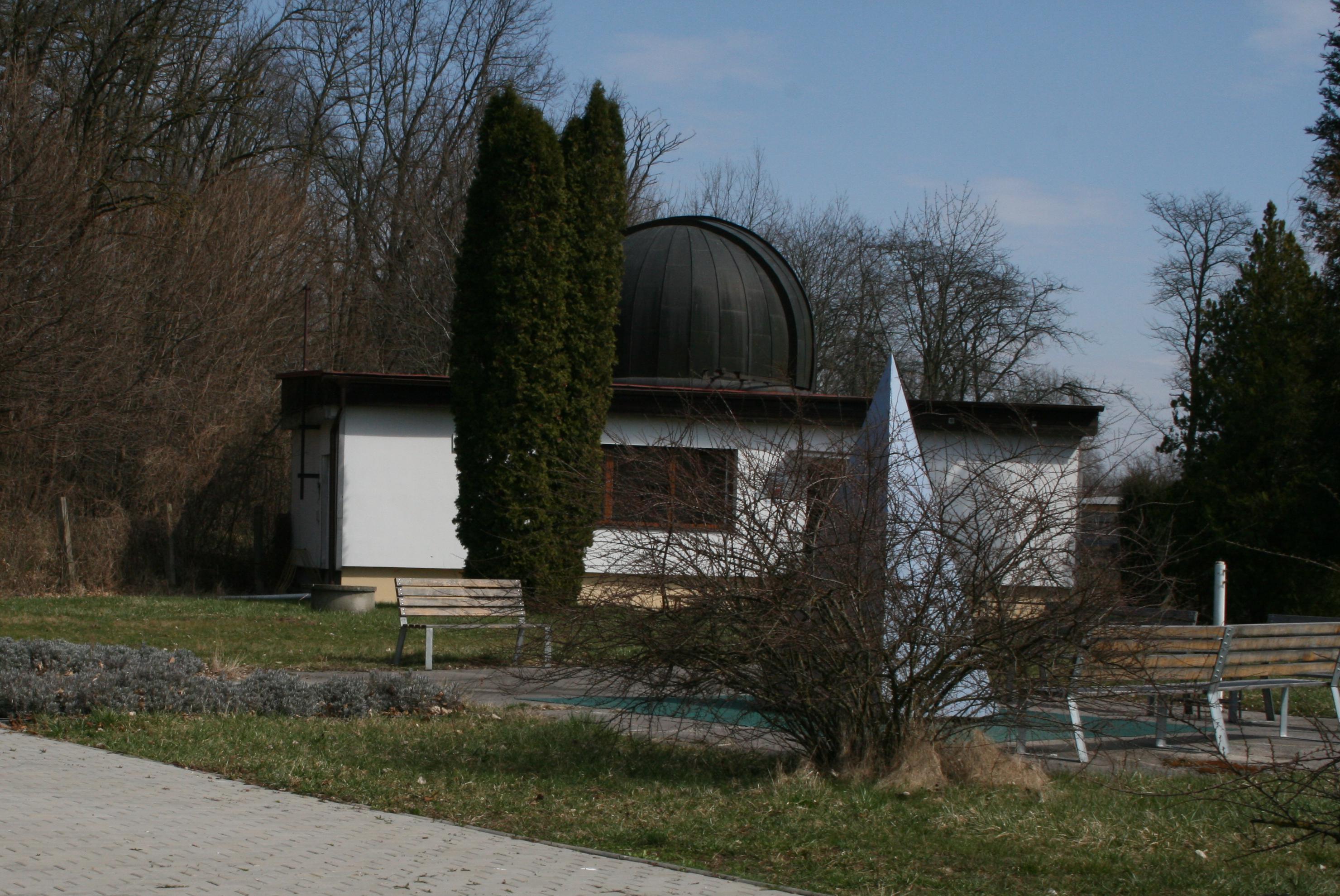 Hvězdárna Veselí nad Moravou, příspěvková organizace foto 2