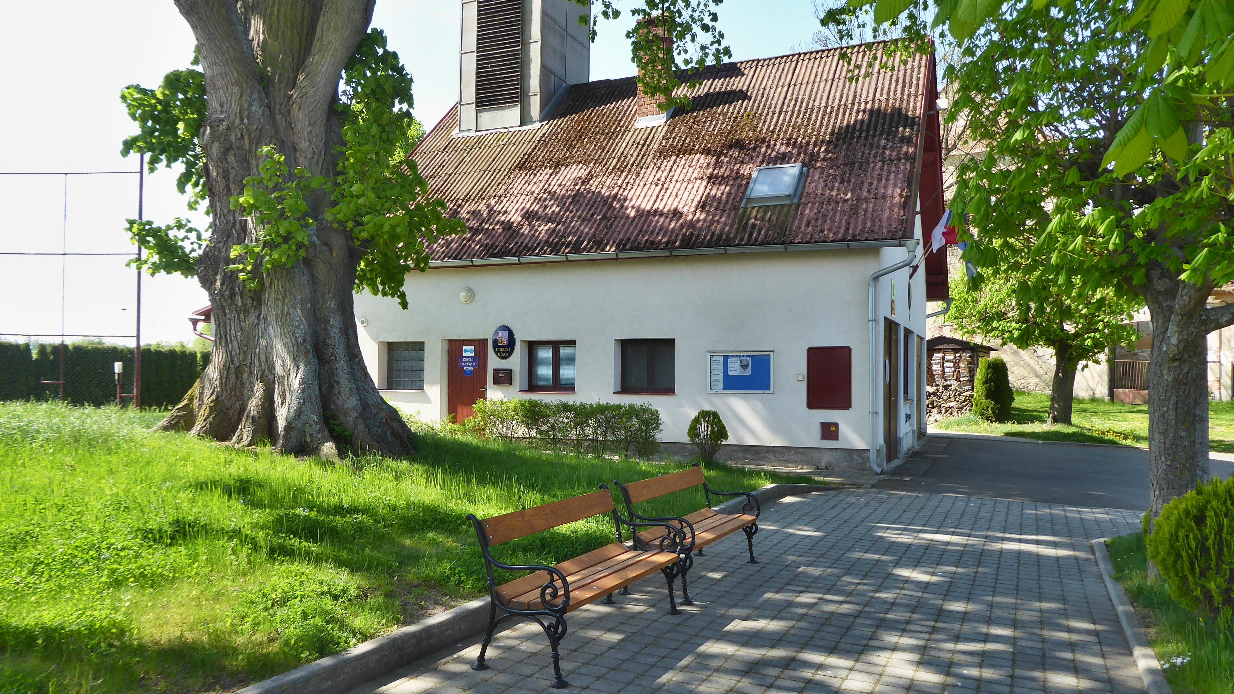 Kostelní Vydří - obecní úřad foto 2