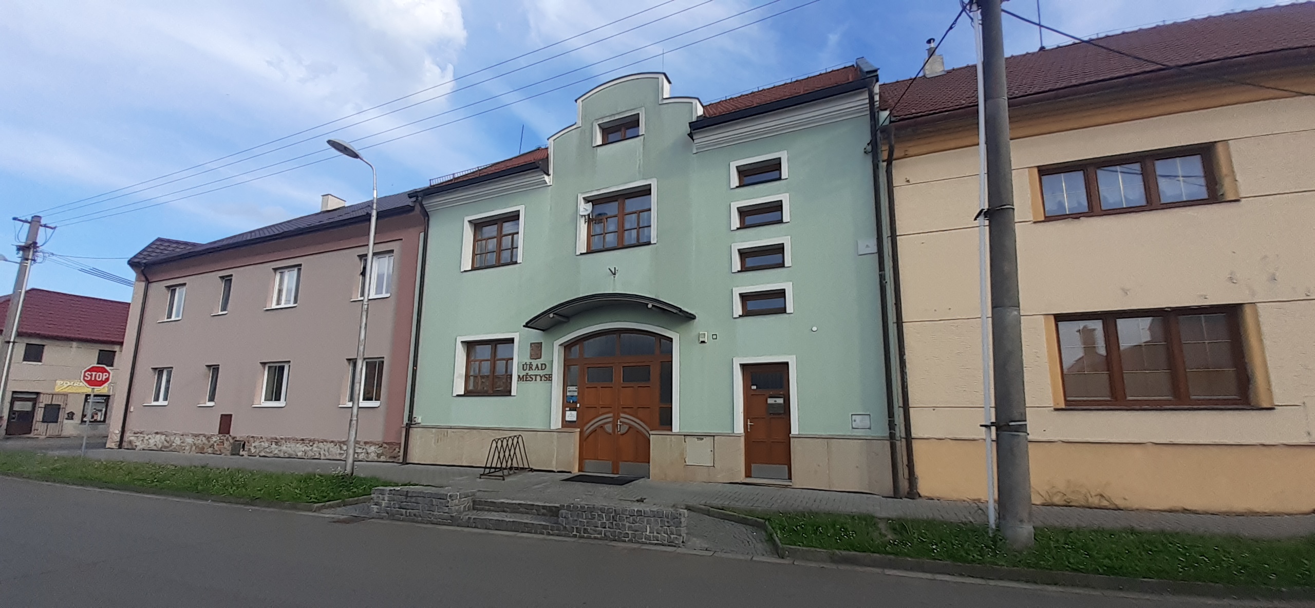 Nezamyslice - úřad městyse foto 4