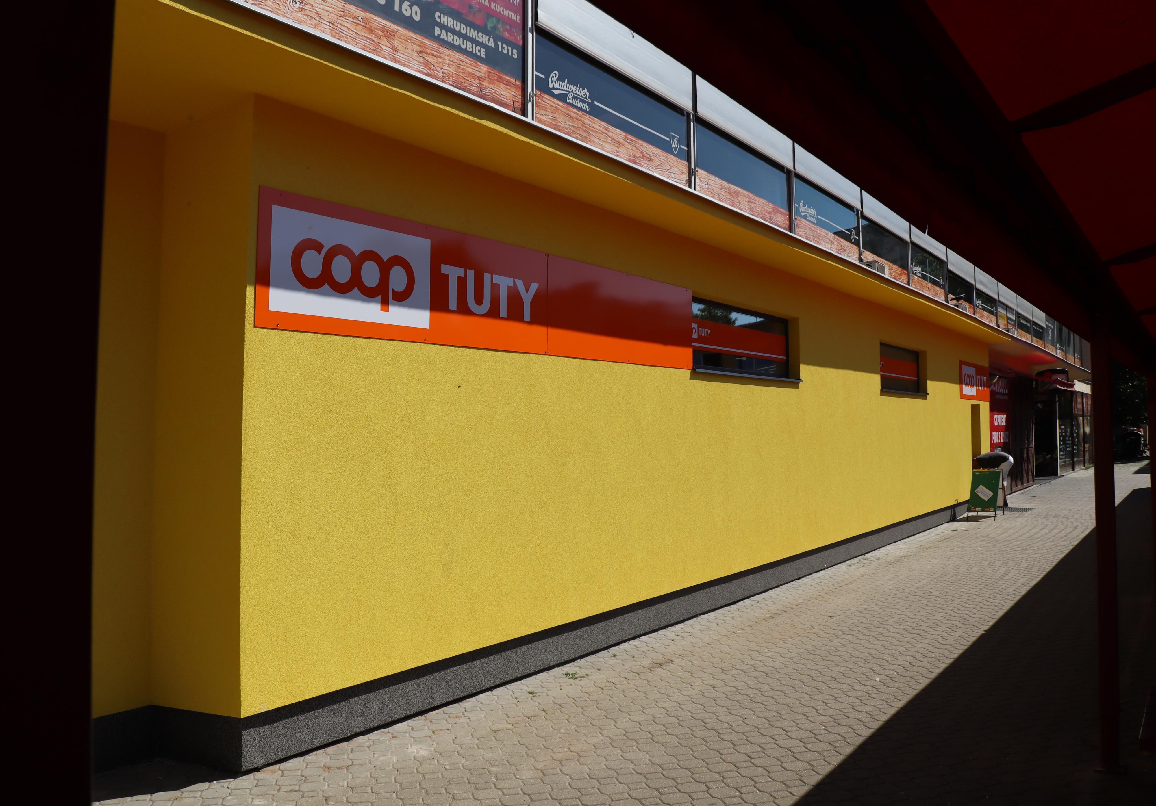 COOP Pardubice, družstvo foto 2