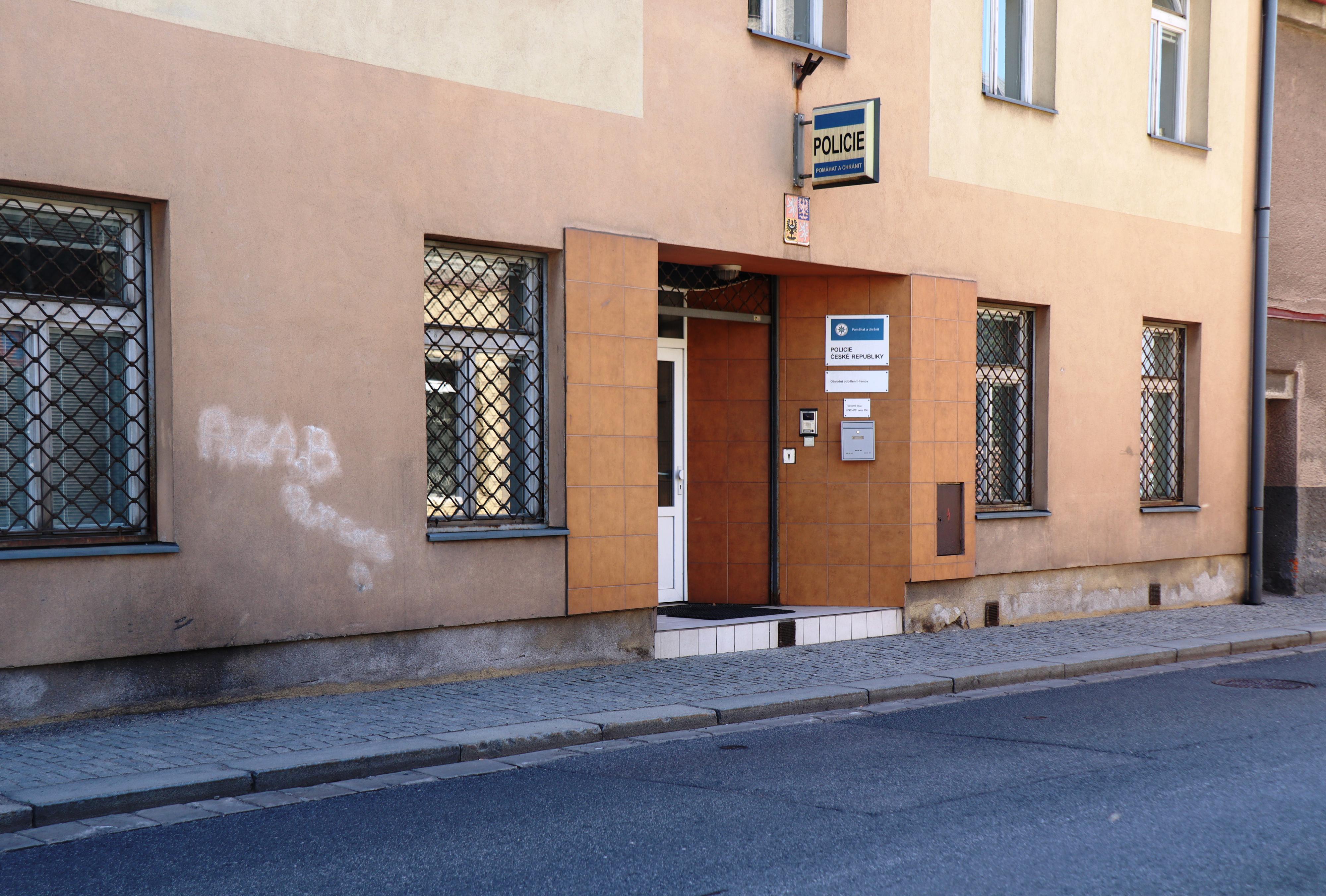 Policie ČR - Obvodní oddělení Hronov foto 3