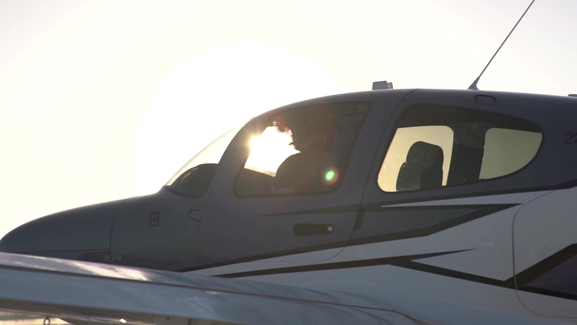 Cirrus Aircraft CZ foto 2 (náhled videa)