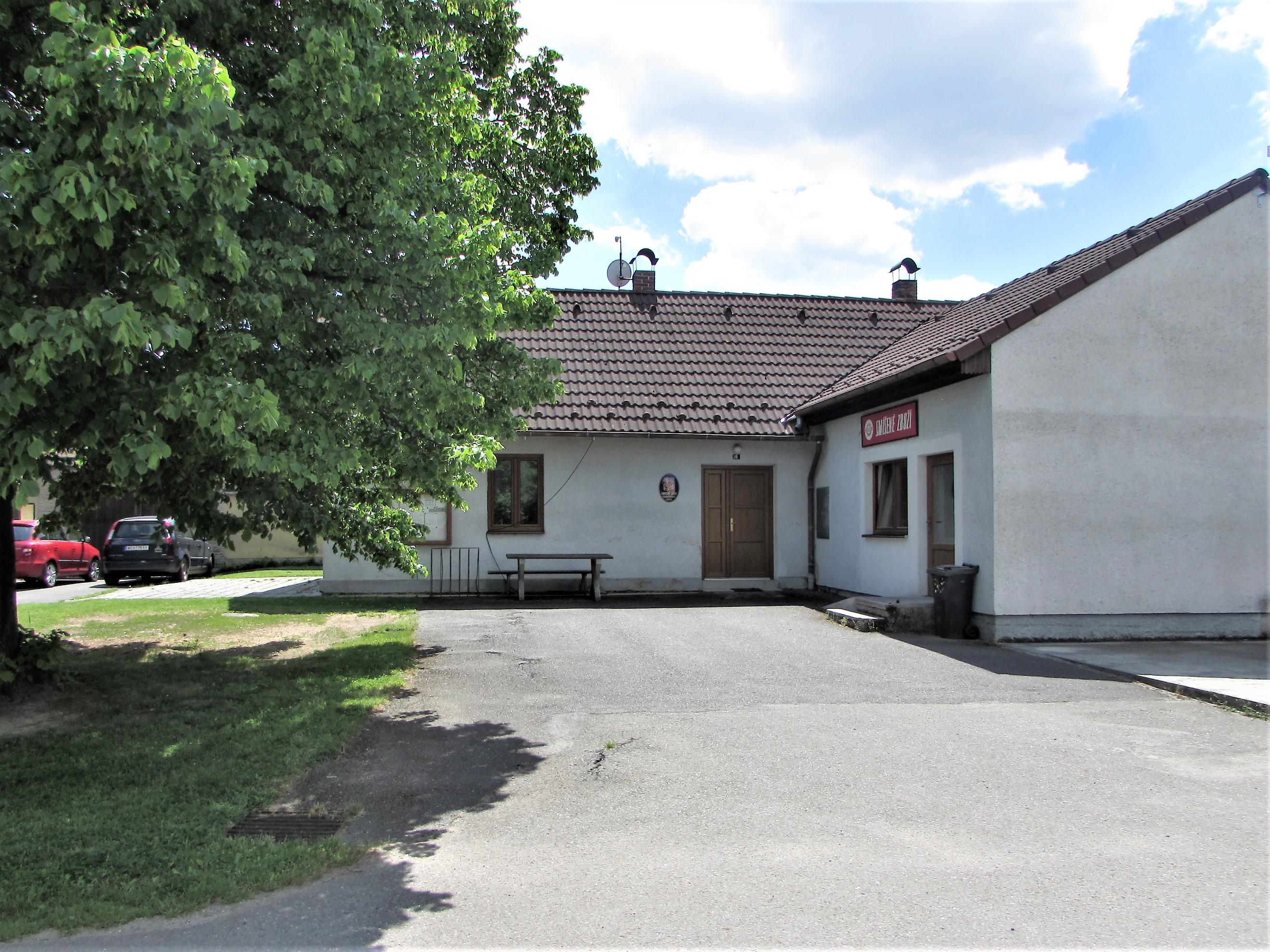 Haškovcova Lhota - obecní úřad foto 2