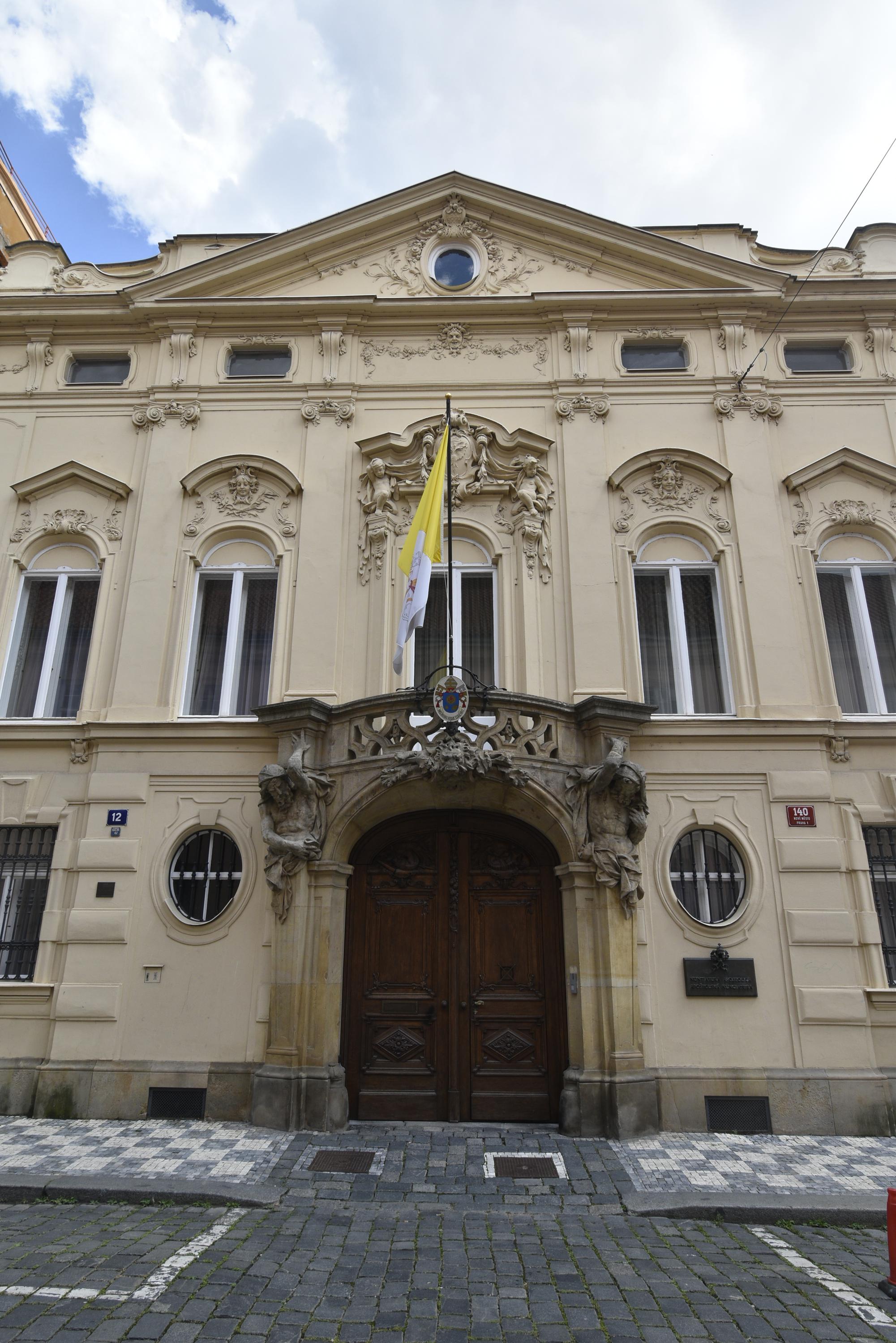 Vatikán - Apoštolská nunciatura foto 5