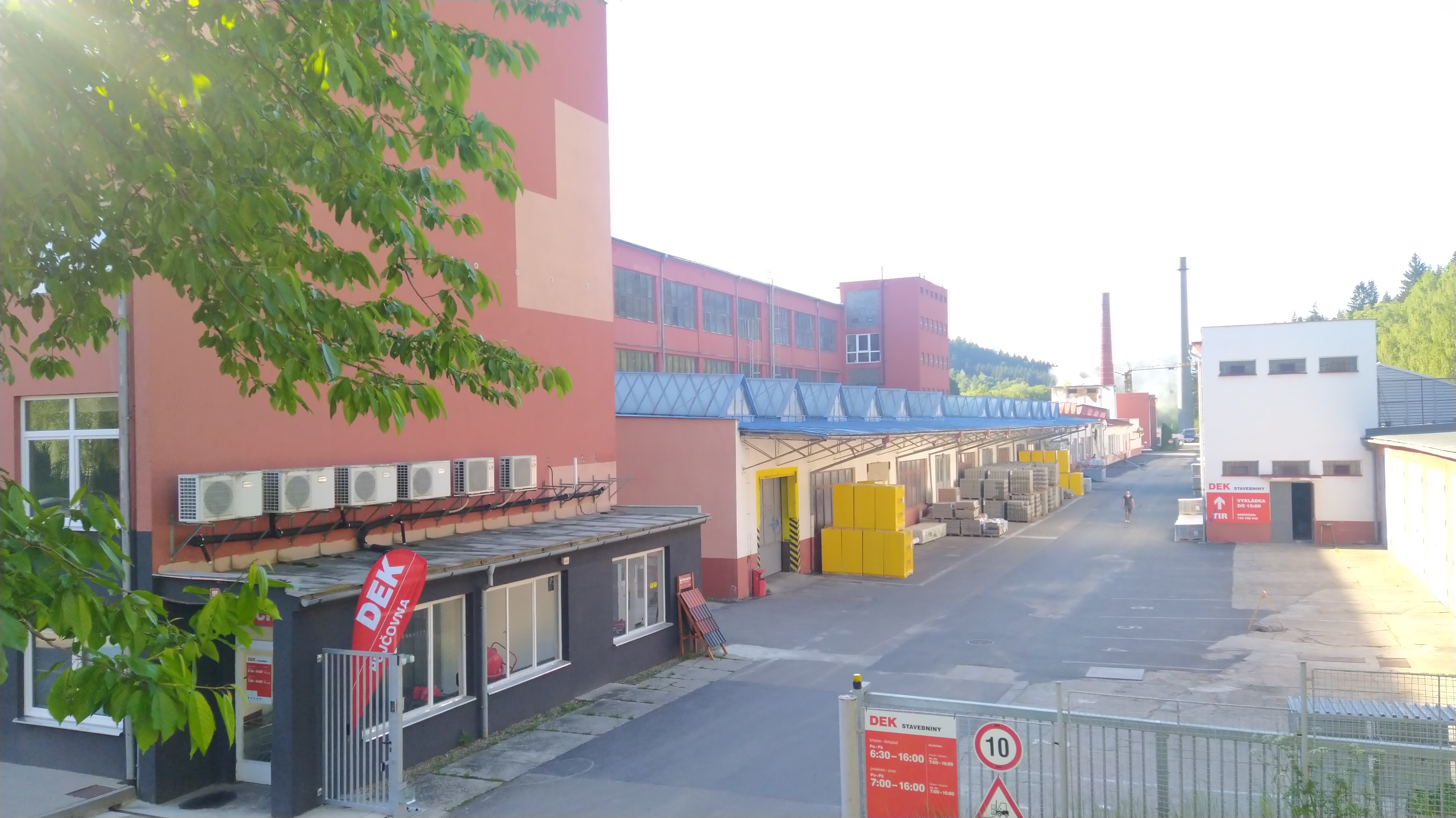 Stavebniny DEK foto 5
