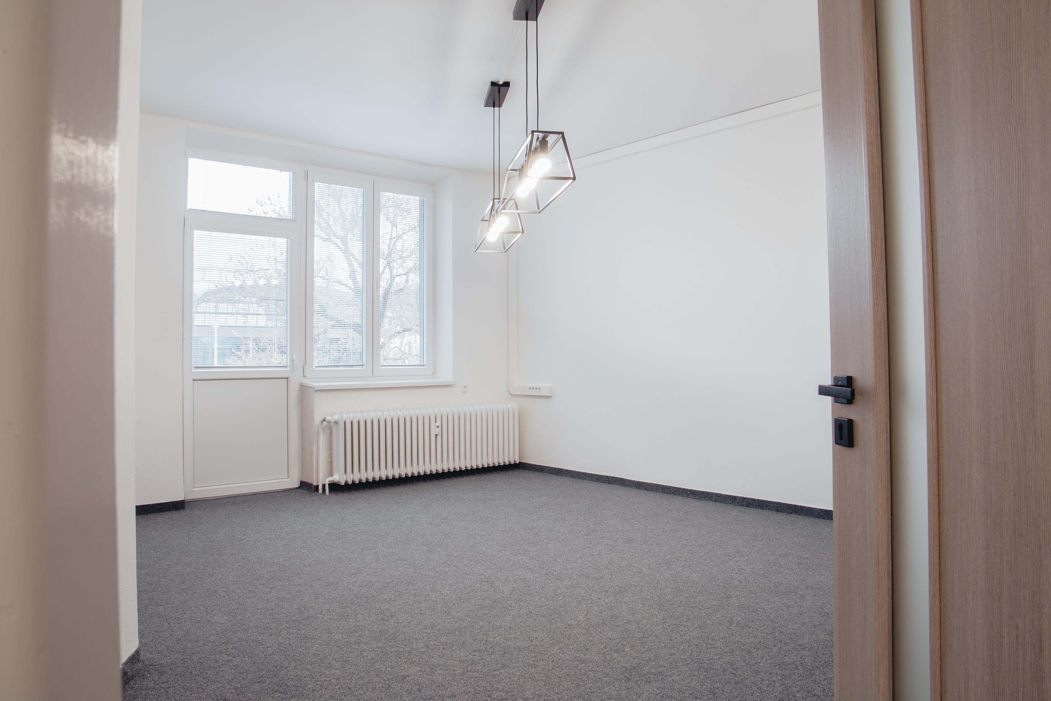 JSM Hradec Králové - Realitní služby foto 5