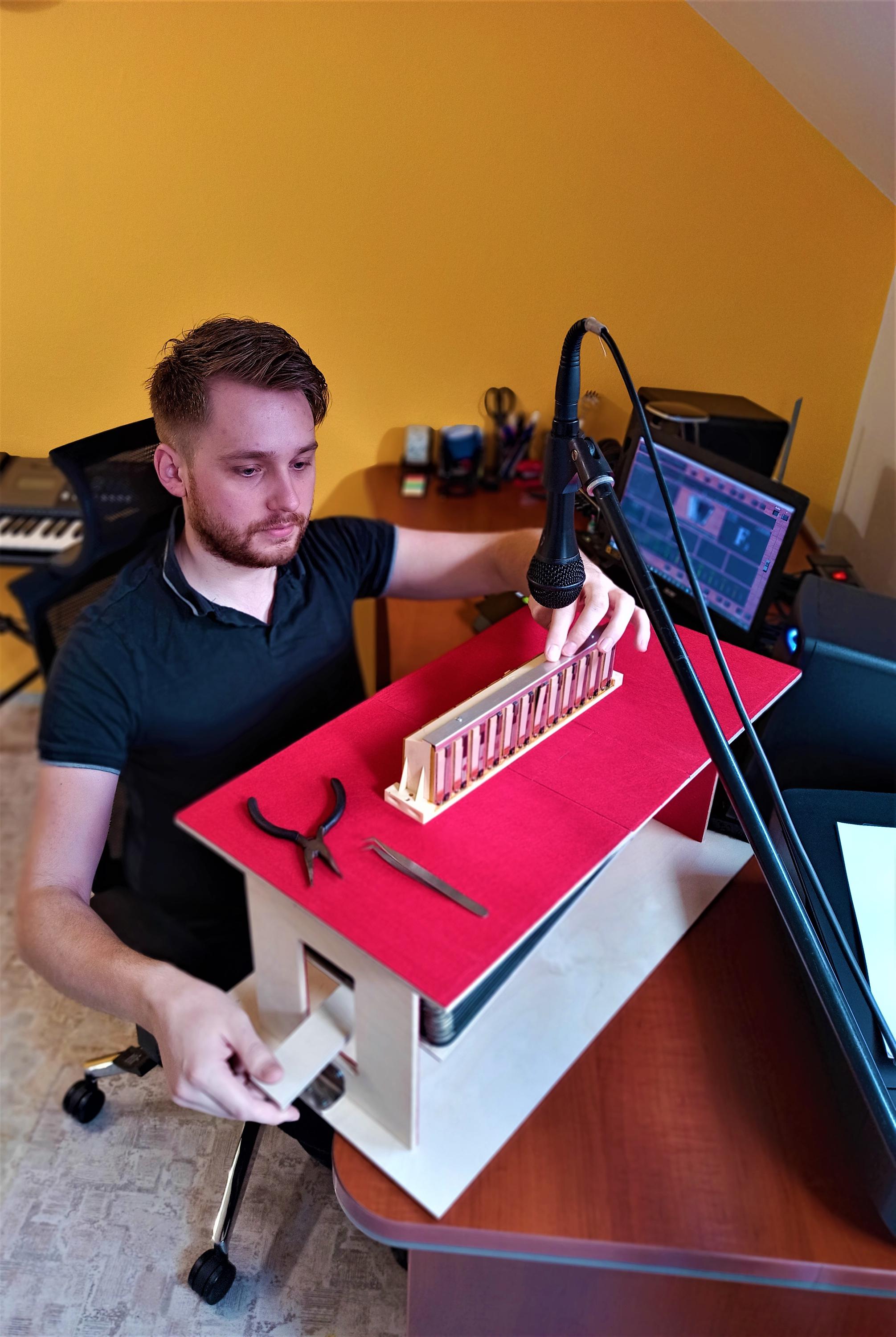 Oprava akordeonů/harmonik - Josef Vašíček foto 4