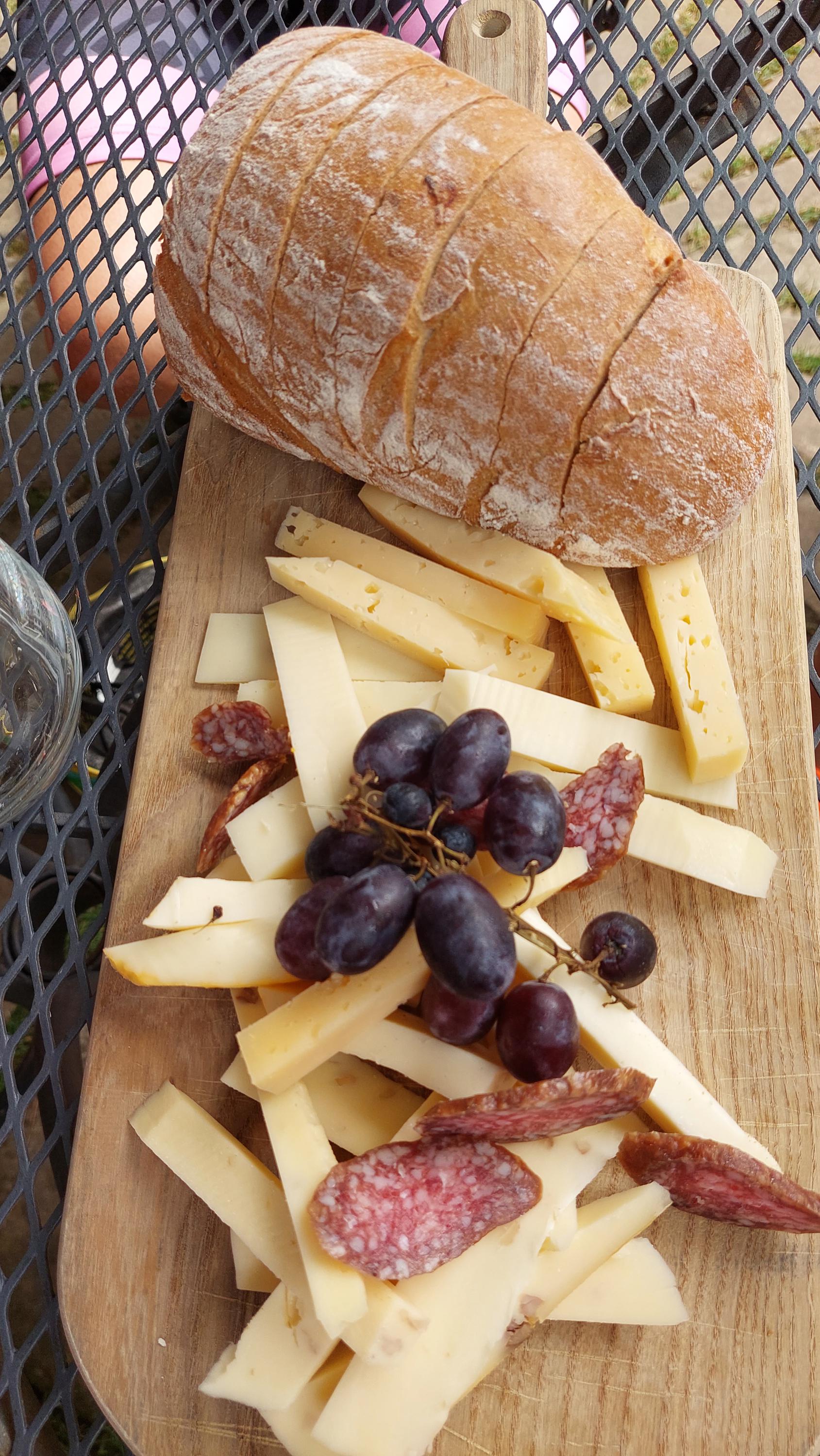 Restaurace Mezi vinicemi foto 2