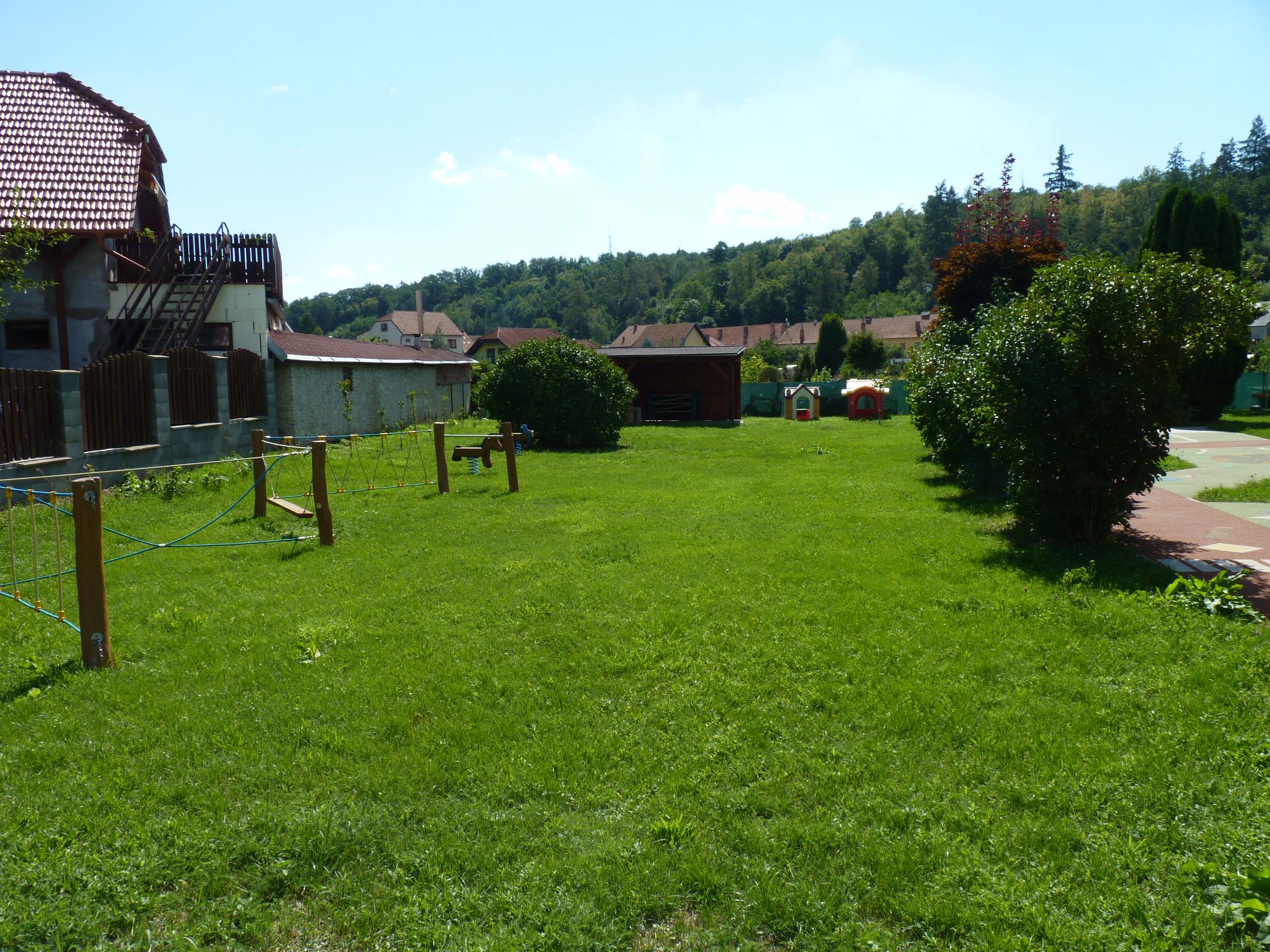 ZŠ a MŠ Ivančice - Němčice,  Tovární foto 3