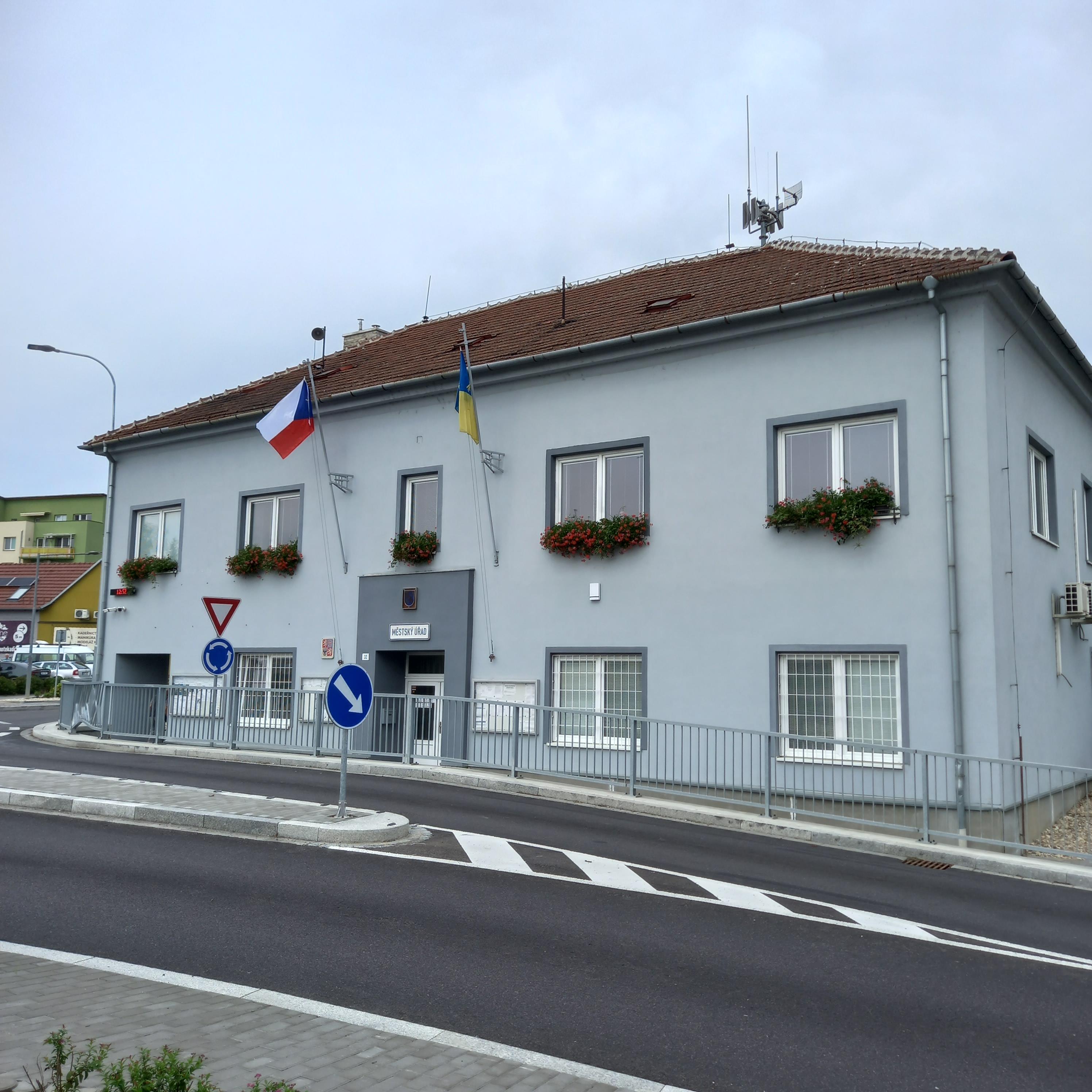 Rajhrad - městský úřad foto 2
