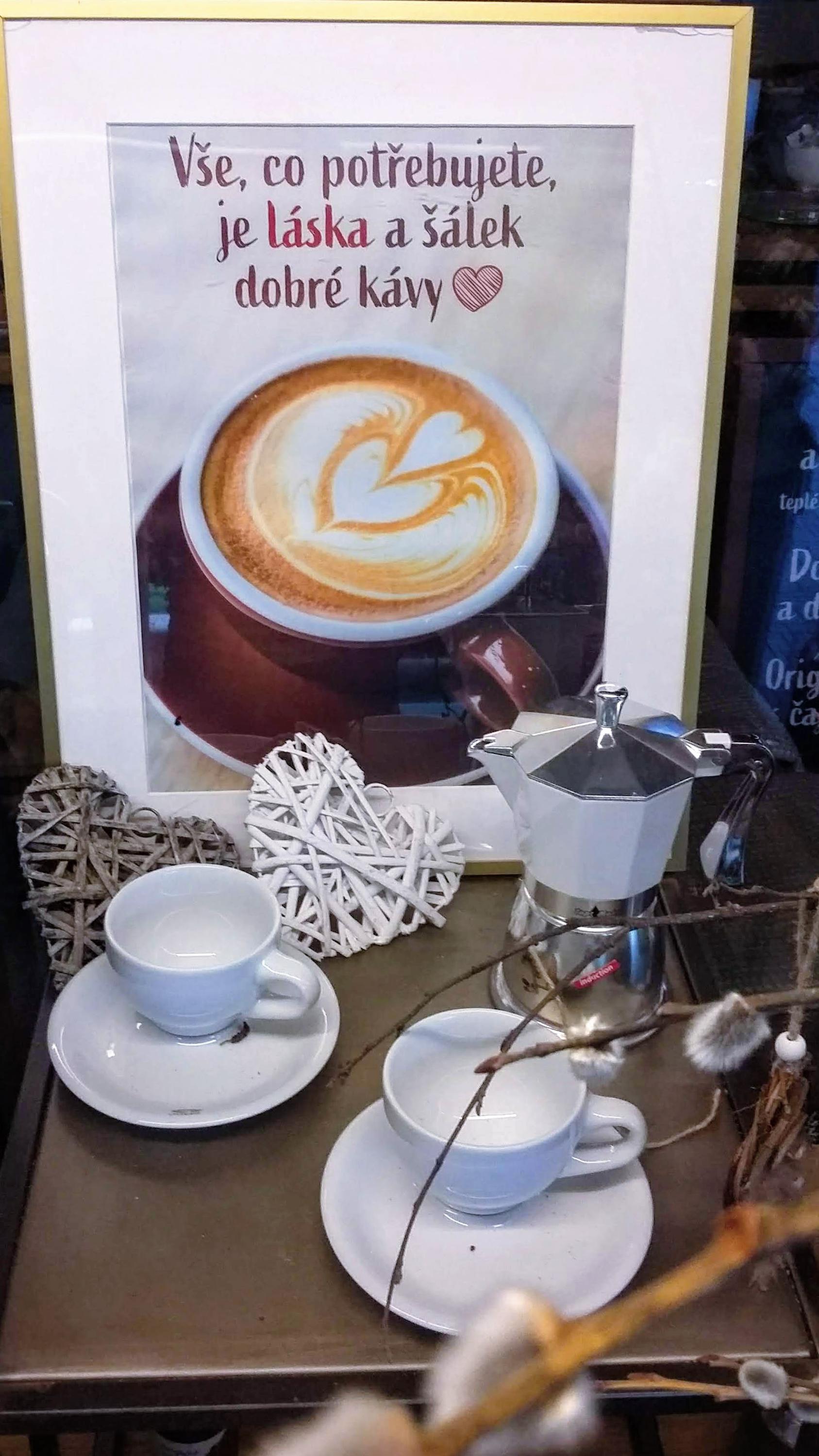 Kavárna v Myslivně foto 5