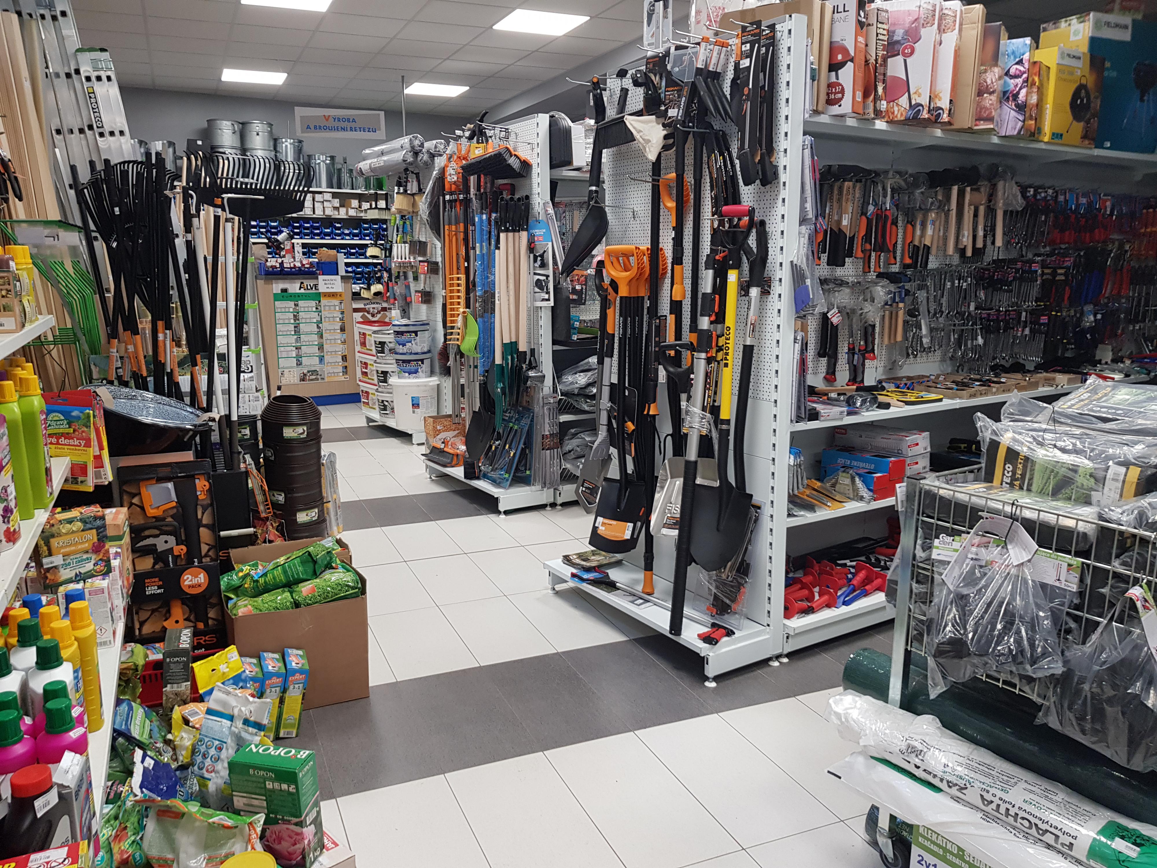 Procházka - Elektro,  Hobby market, Domácí potřeby foto 4