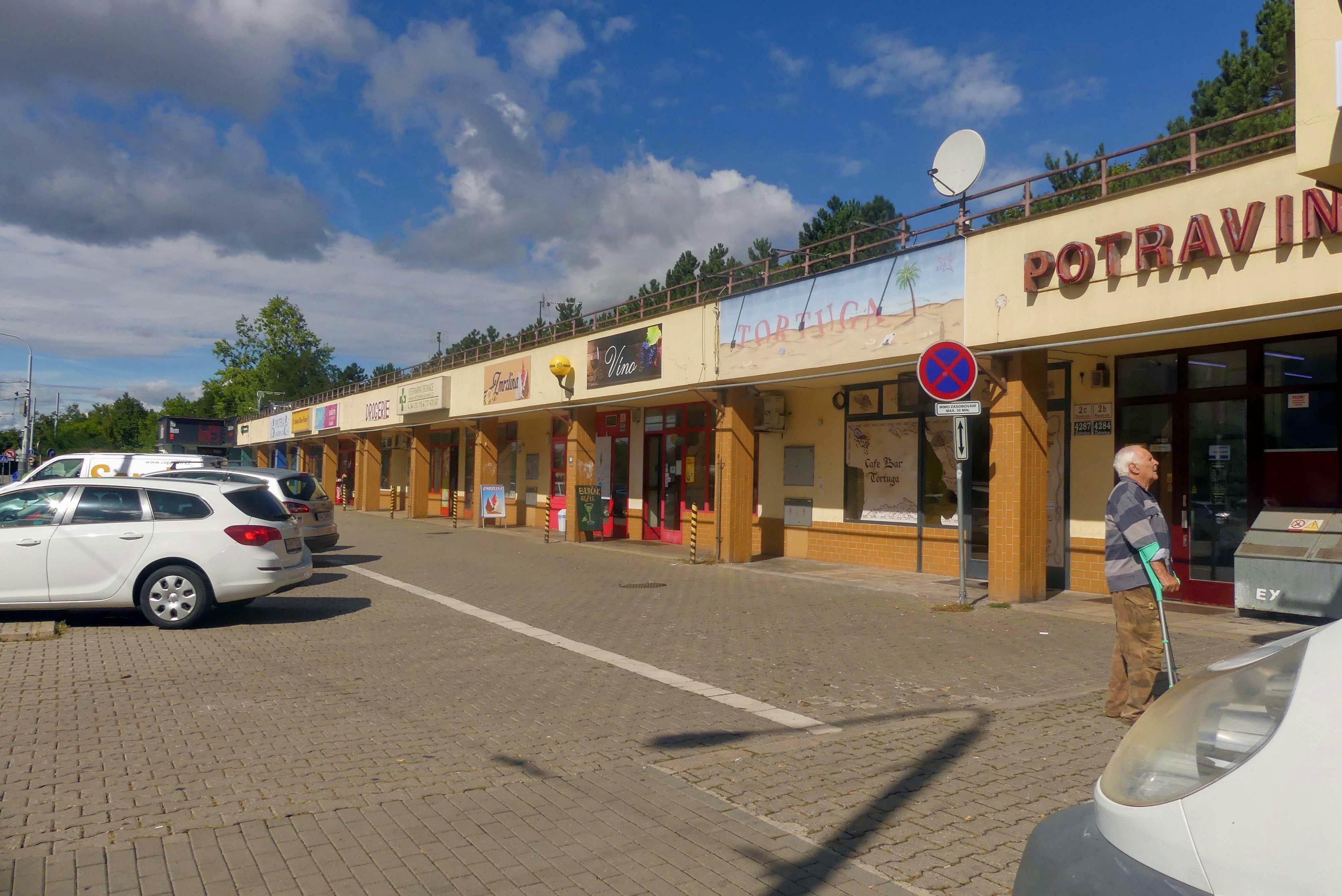 Potraviny Pálavské náměstí